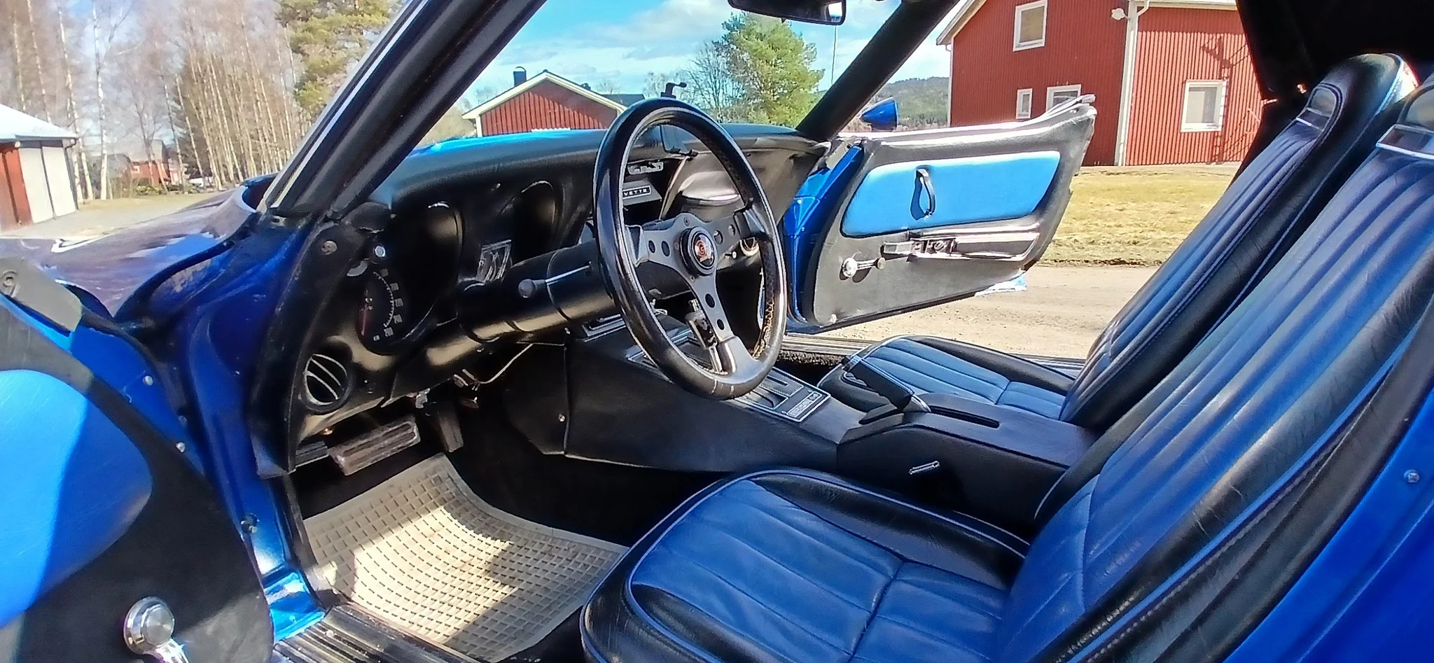 Innenraumfoto von 1974 Chevrolet Corvette Stingray Convertible C3 (15)