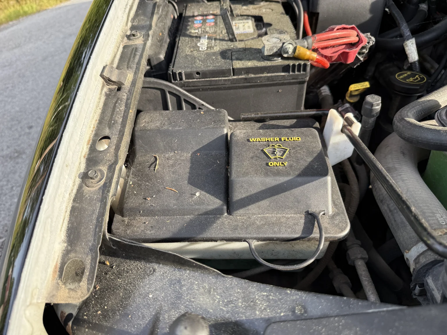 Image of 2002 Ford F-150 SVT Lightning mechanics (4)
