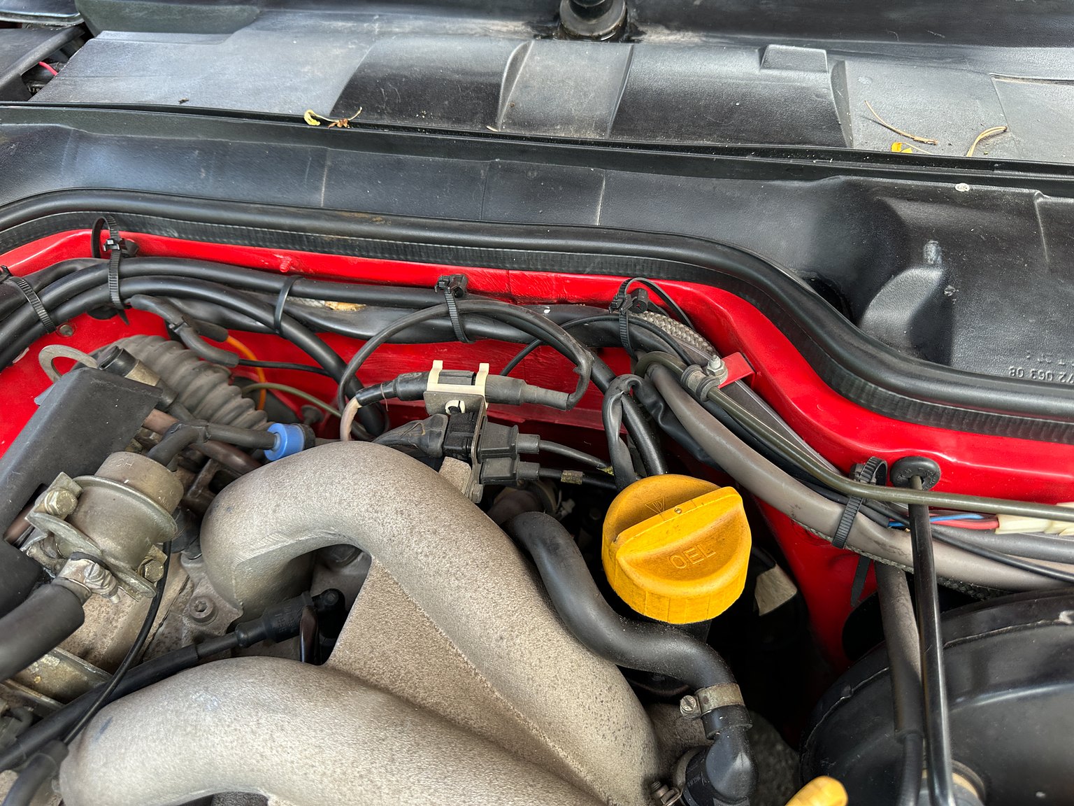 Image of 1988 Porsche 944 mechanics