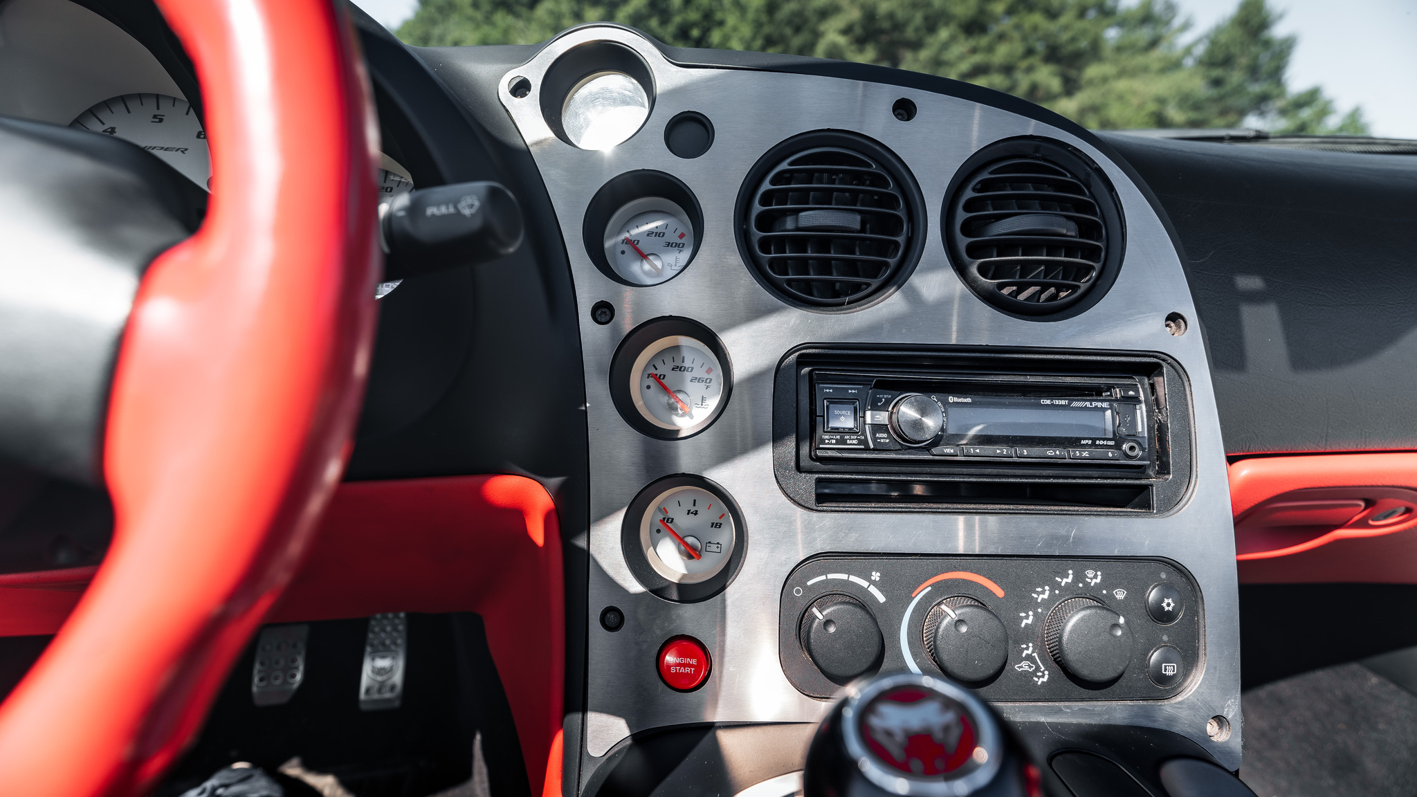 Interior image of 2004 Dodge Viper Mamba Edition