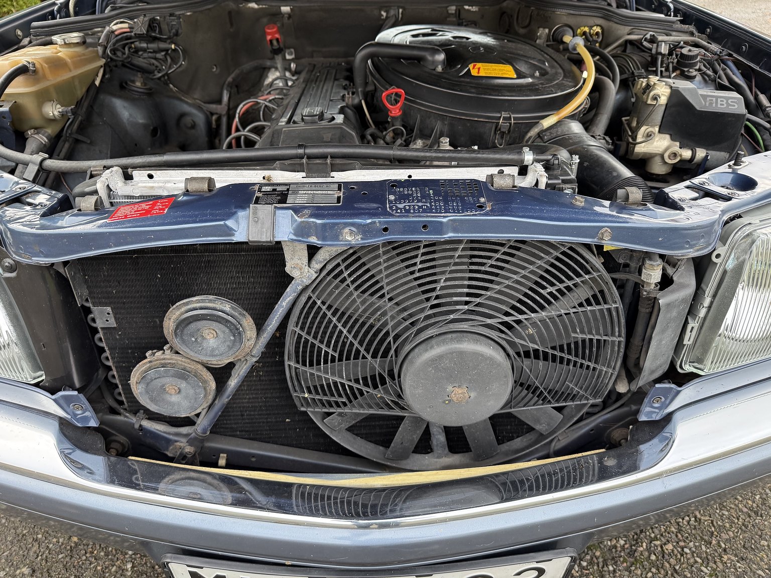 1987 Mercedes-Benz 300 SE, Mekanik