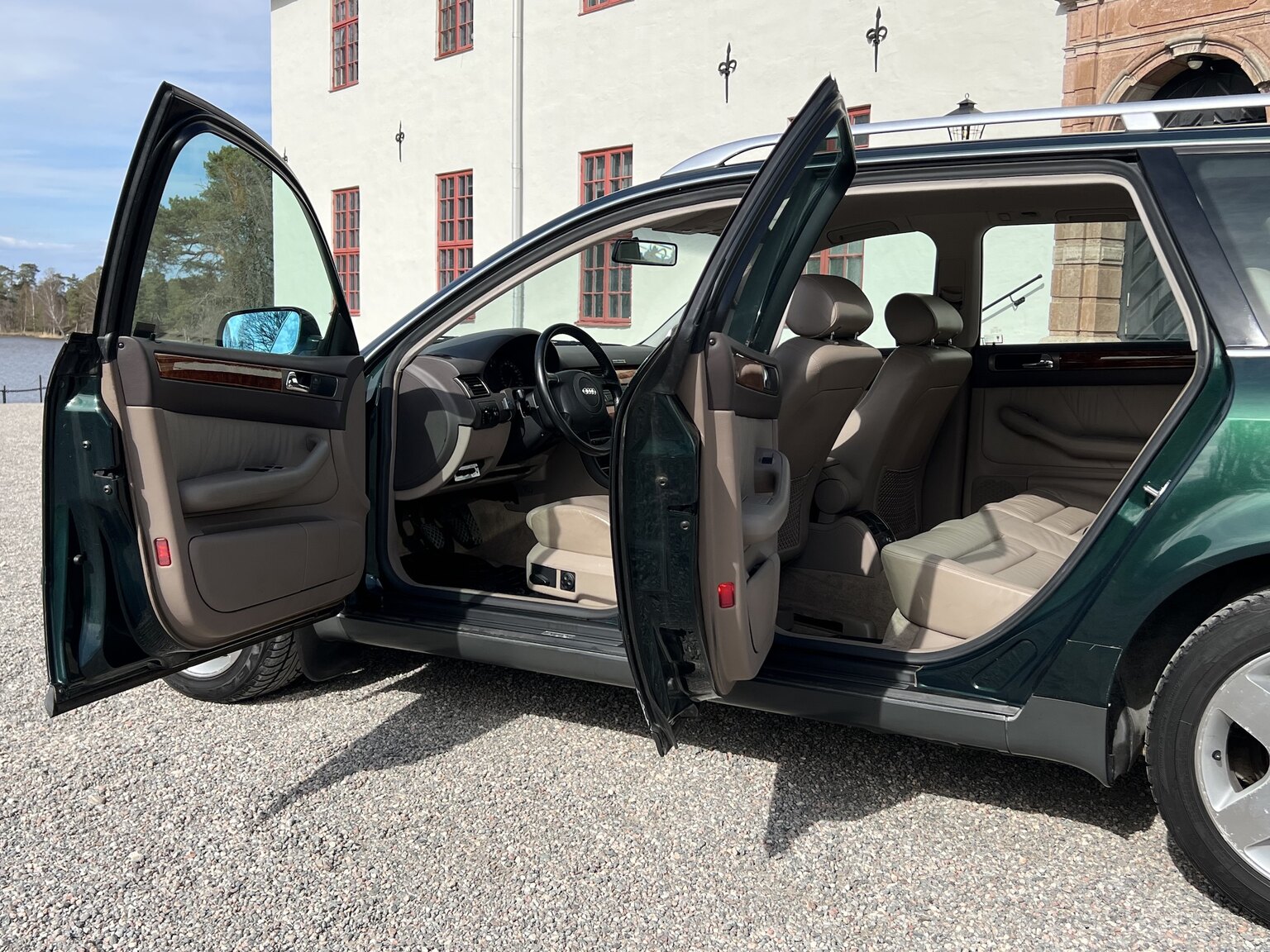 Interiörbild 1998 Audi A6 Avant 1.8T