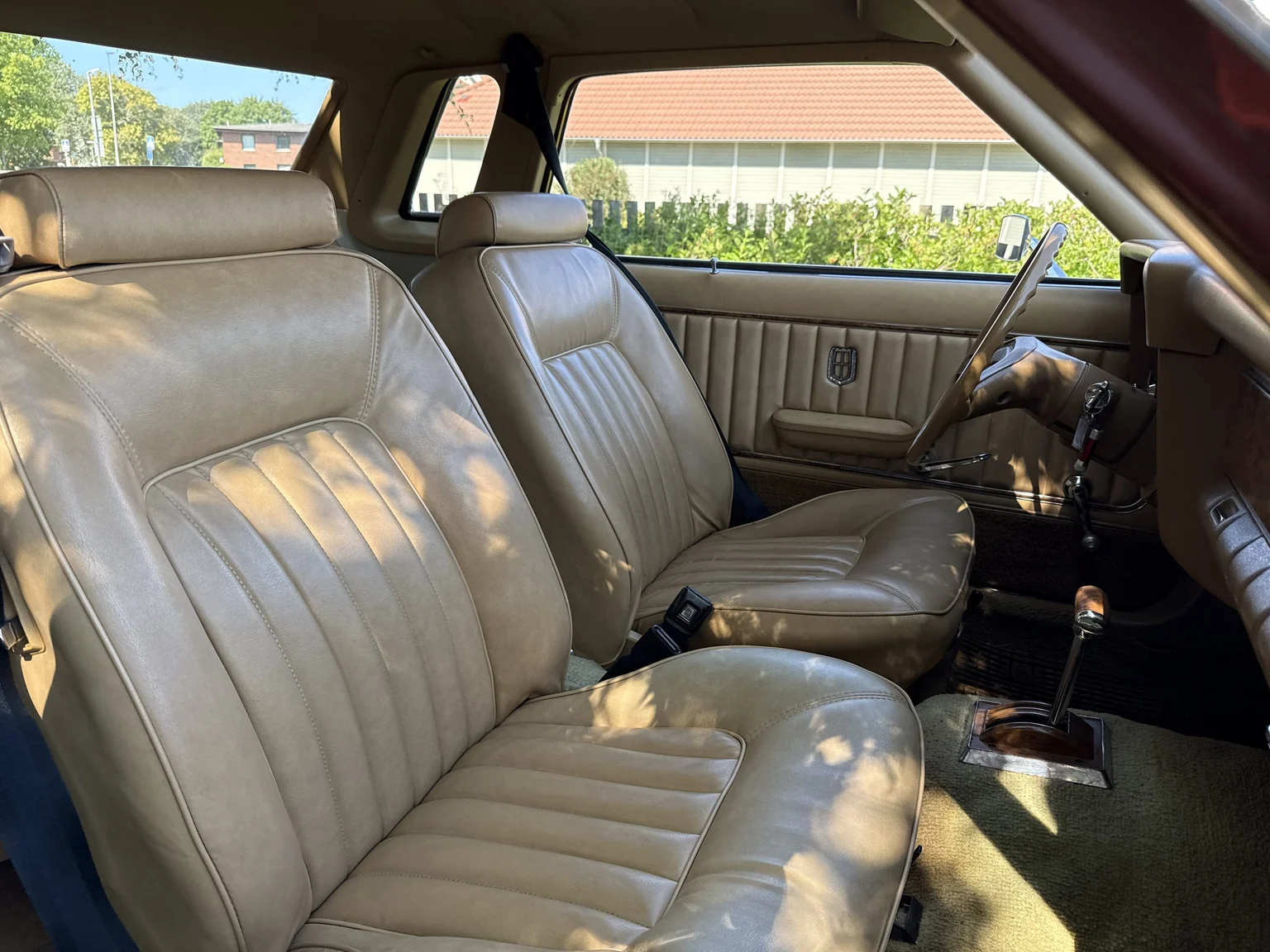 Innenraumfoto von 1975 Mercury Monarch Coupe (20)