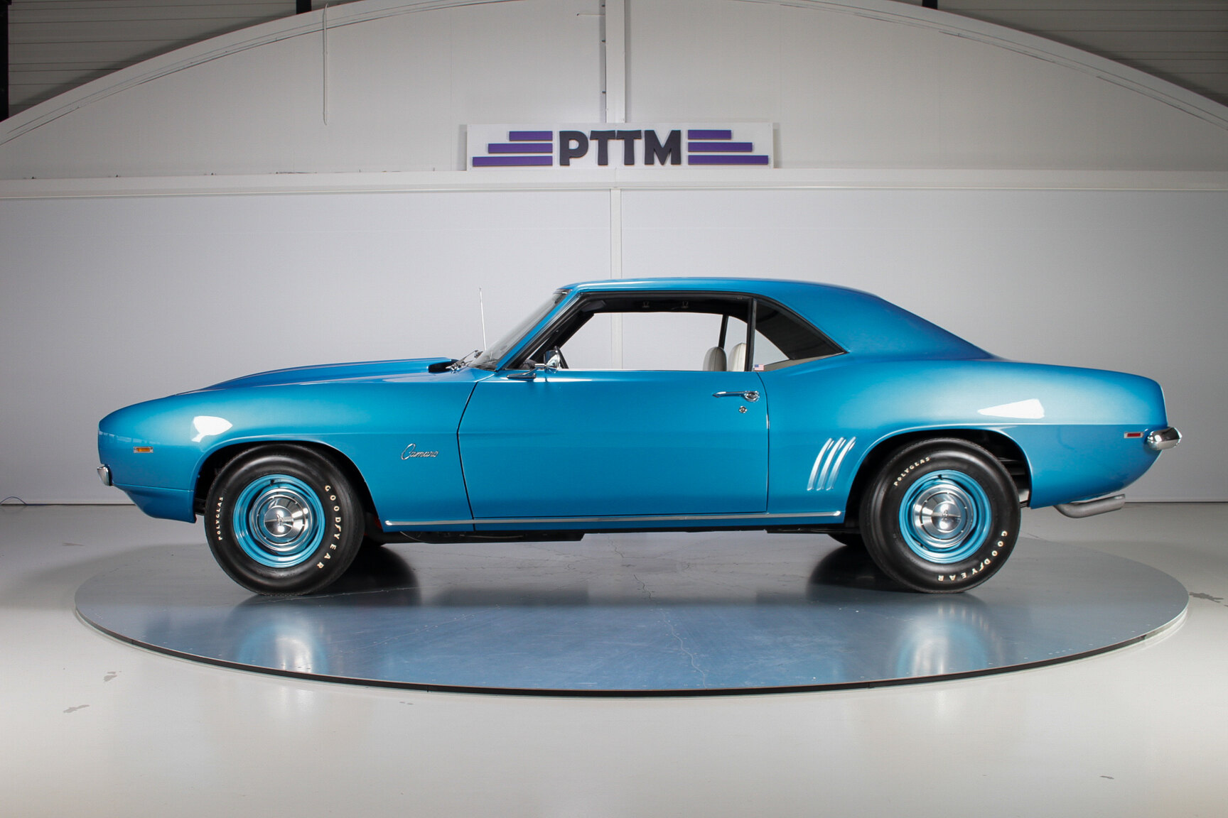 Exterior image of 1969 Chevrolet Camaro COPO TRIBUTE