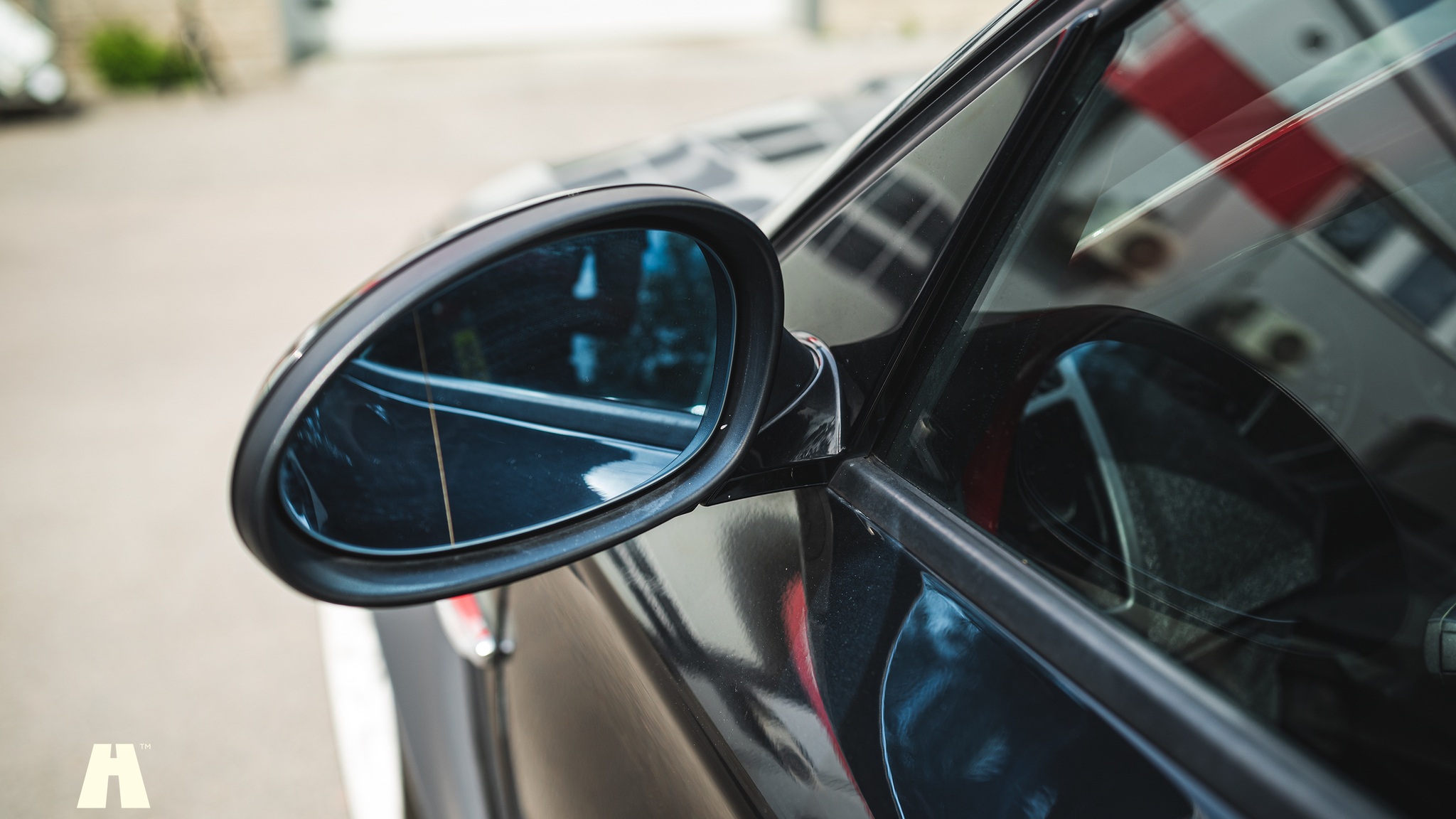 Exterior image of 2006 BMW 130 Trackday