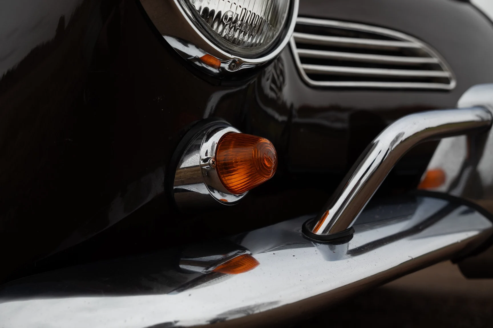 Aussenfoto 1962 Volkswagen 1200 Karmann Coupe (11)