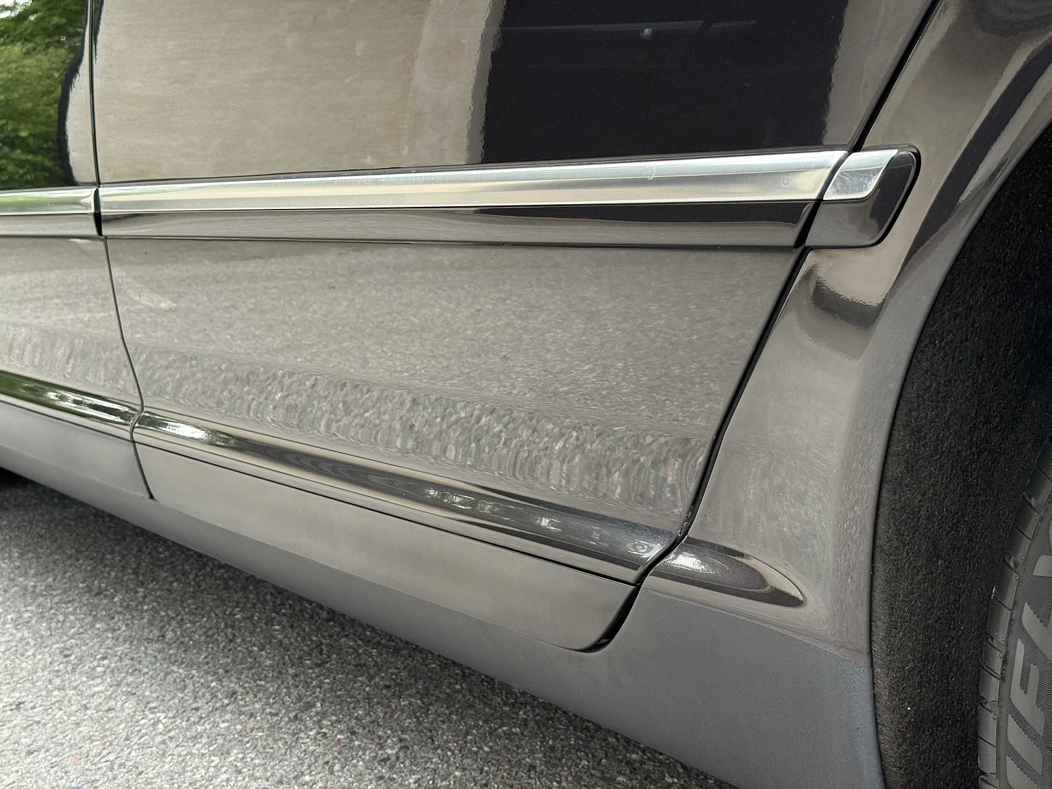 Exteriörbild på 2009 Volkswagen Phaeton W12 LWB Executive (51)