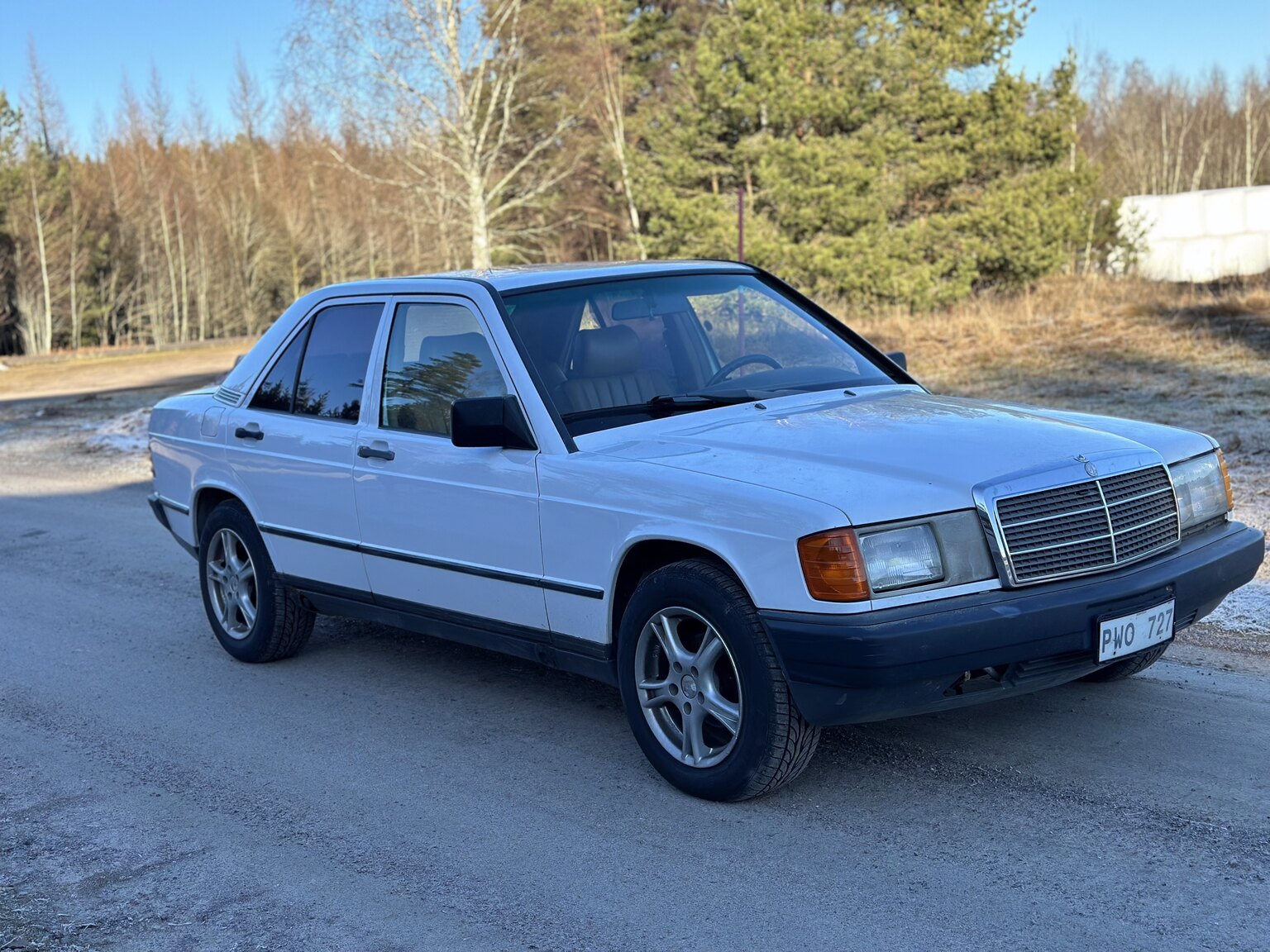 Aussenfoto 1988 Mercedes-Benz 190 E 2.3 (9)