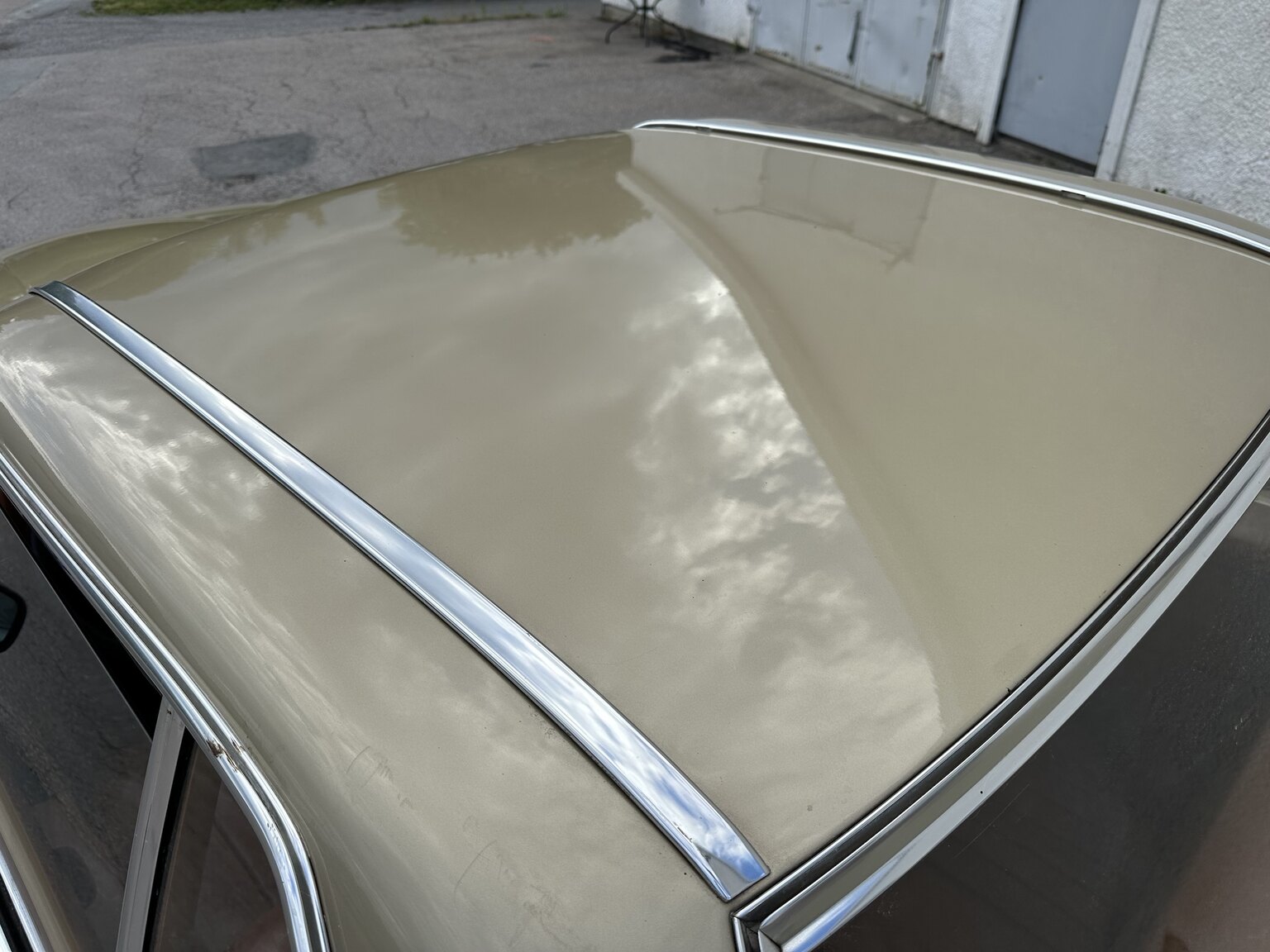 Aussenfoto 1974 Mercedes benz 450 SL