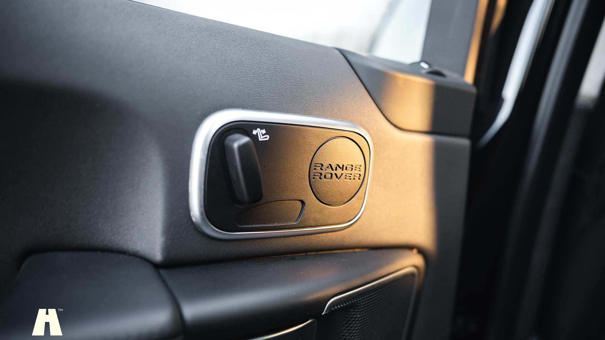 Interior image of 2012 Land Rover Range Rover Westminster TDV8 (L322)