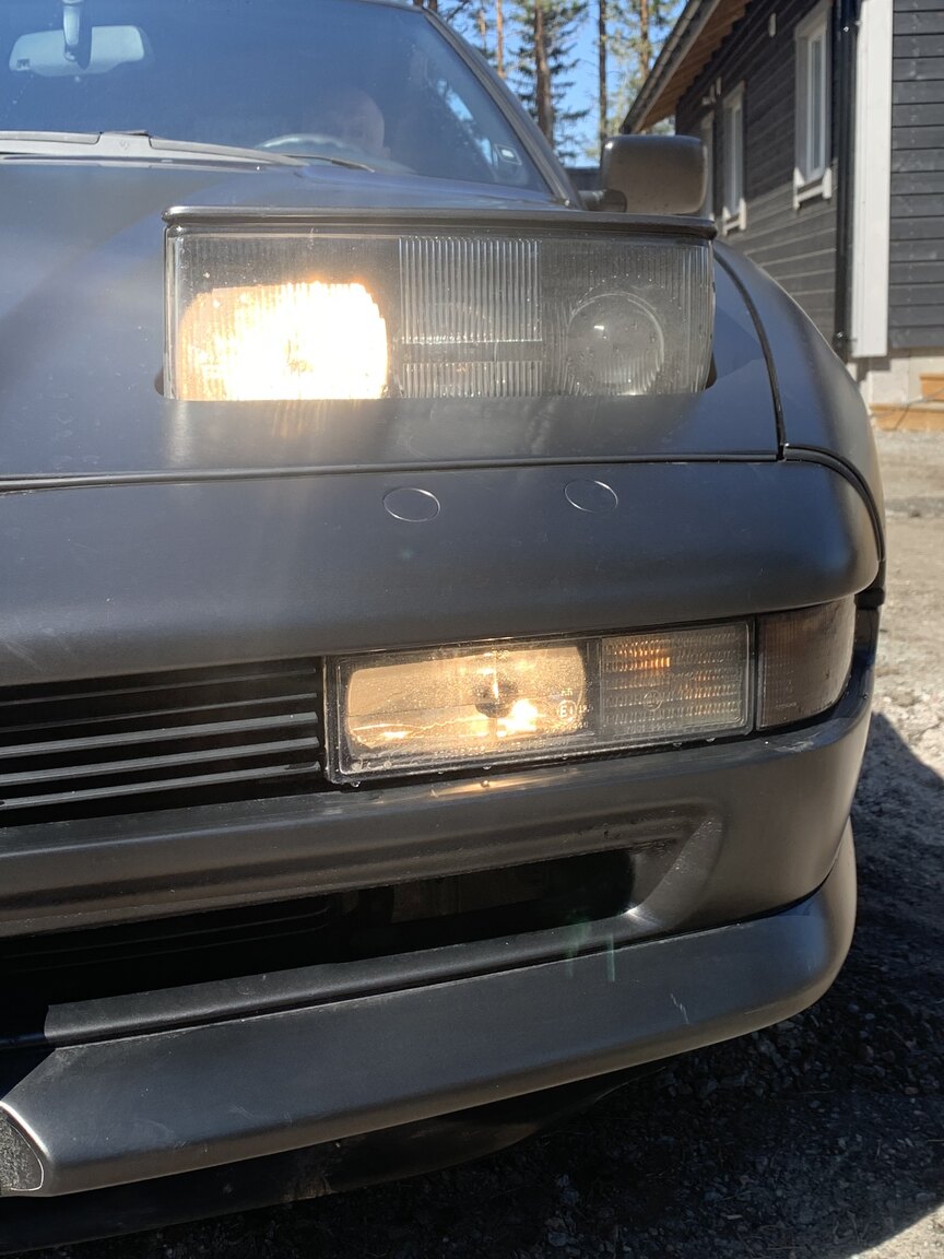 Exteriörbild på 1995 BMW 840i (42)