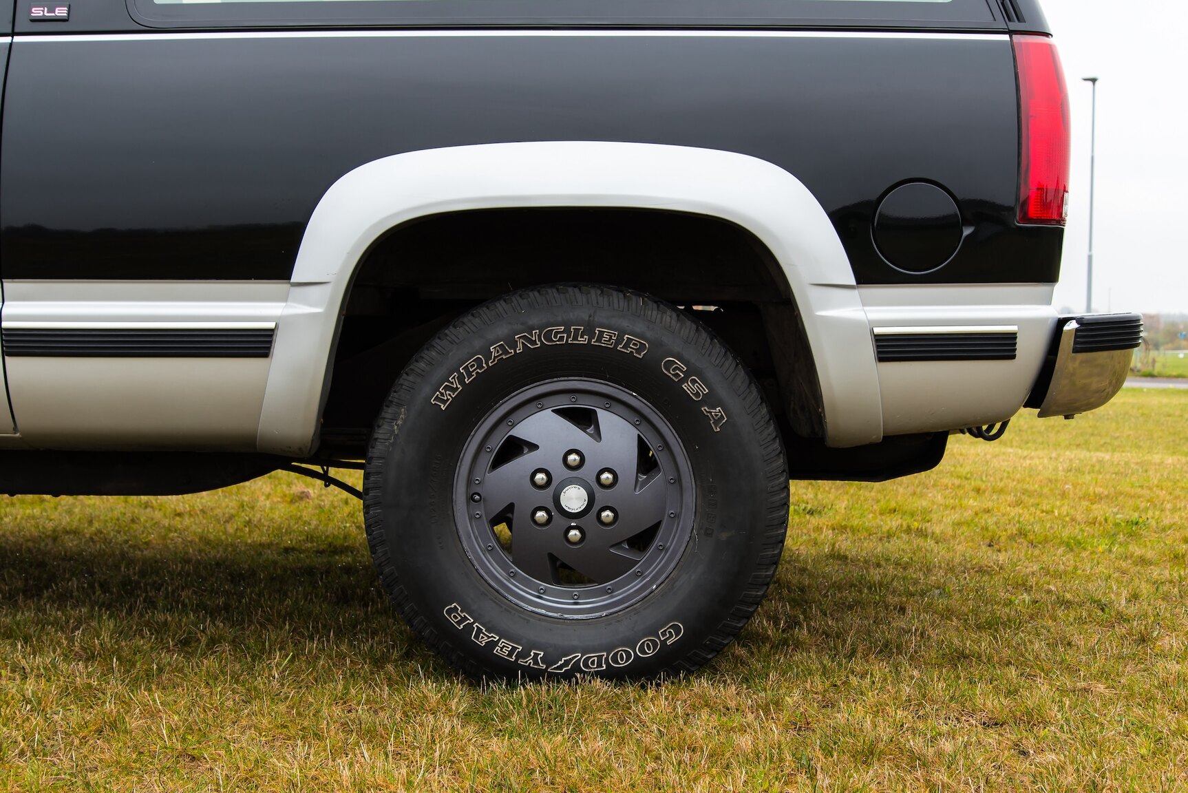 Exteriörbild på 1992 GMC Yukon SLE Z 71