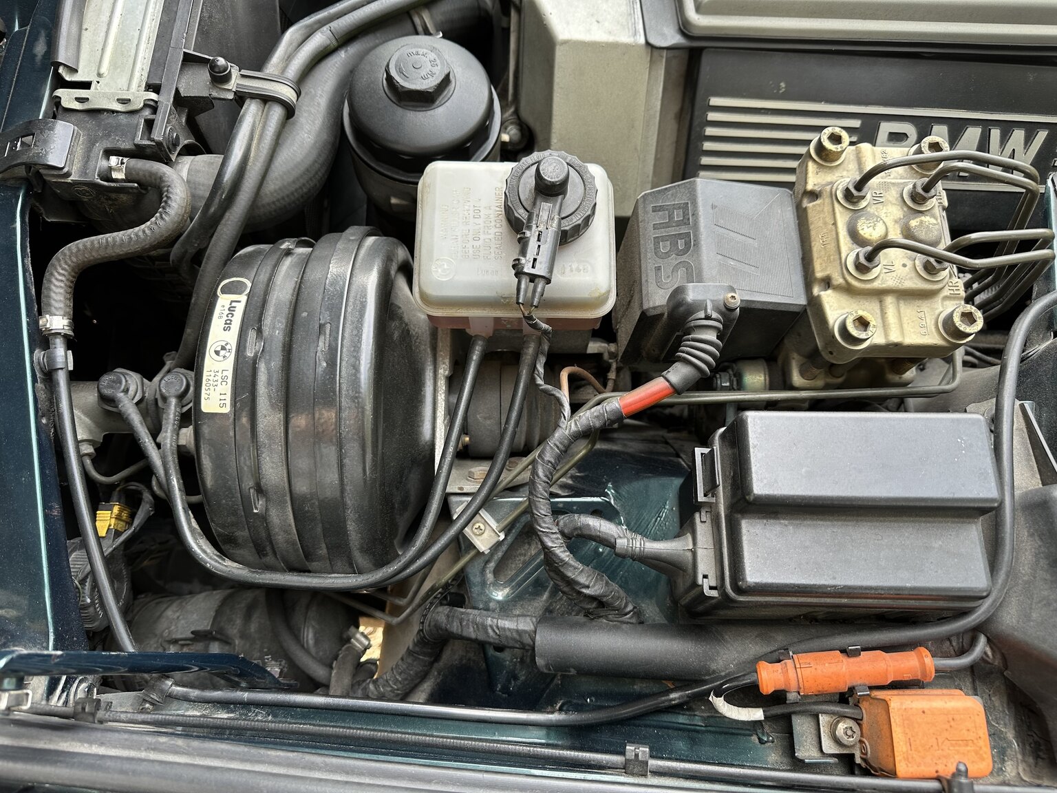 1992 BMW 740iA, Mekanik