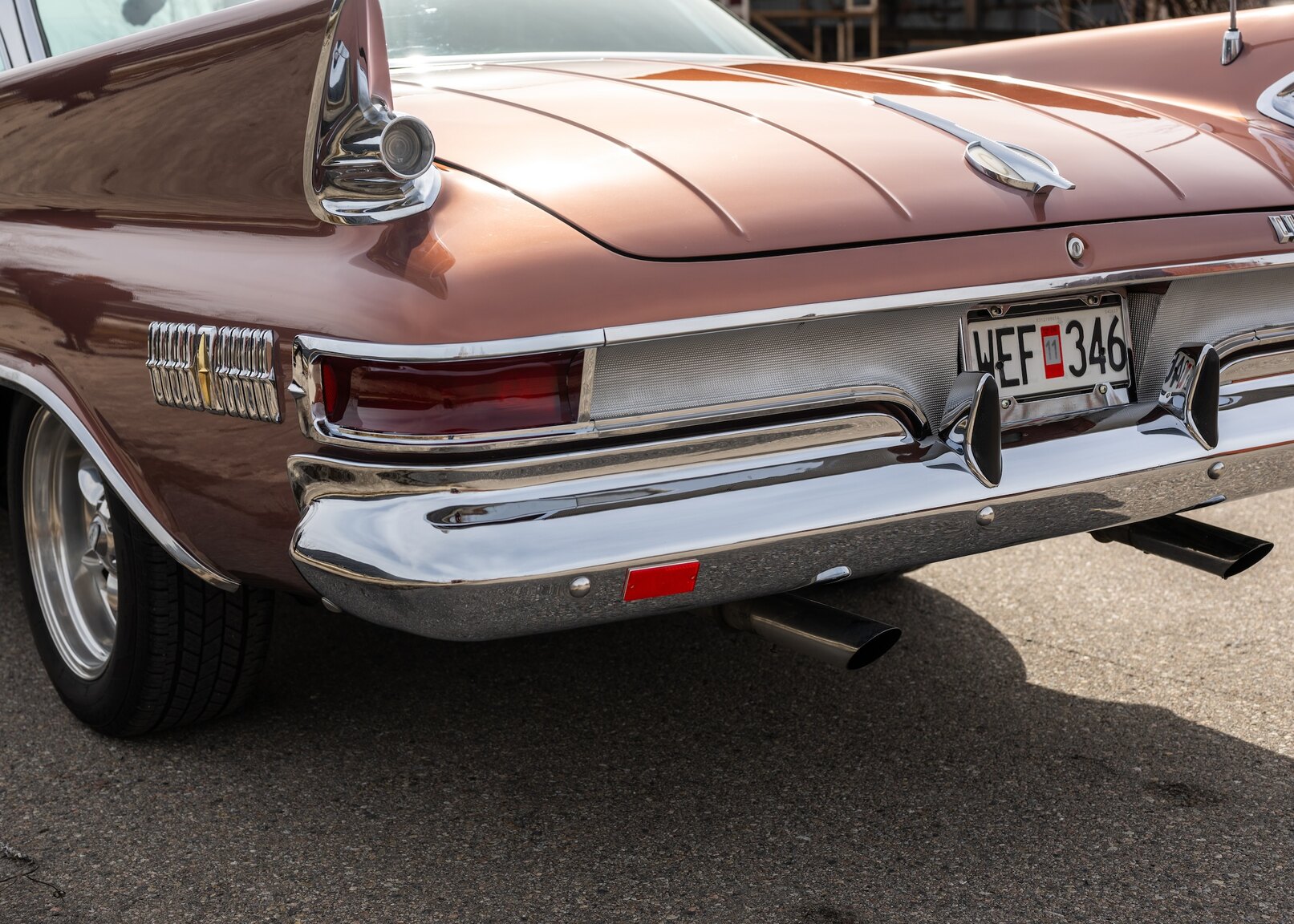 Aussenfoto 1961 Chrysler New Yorker Sedan (6)