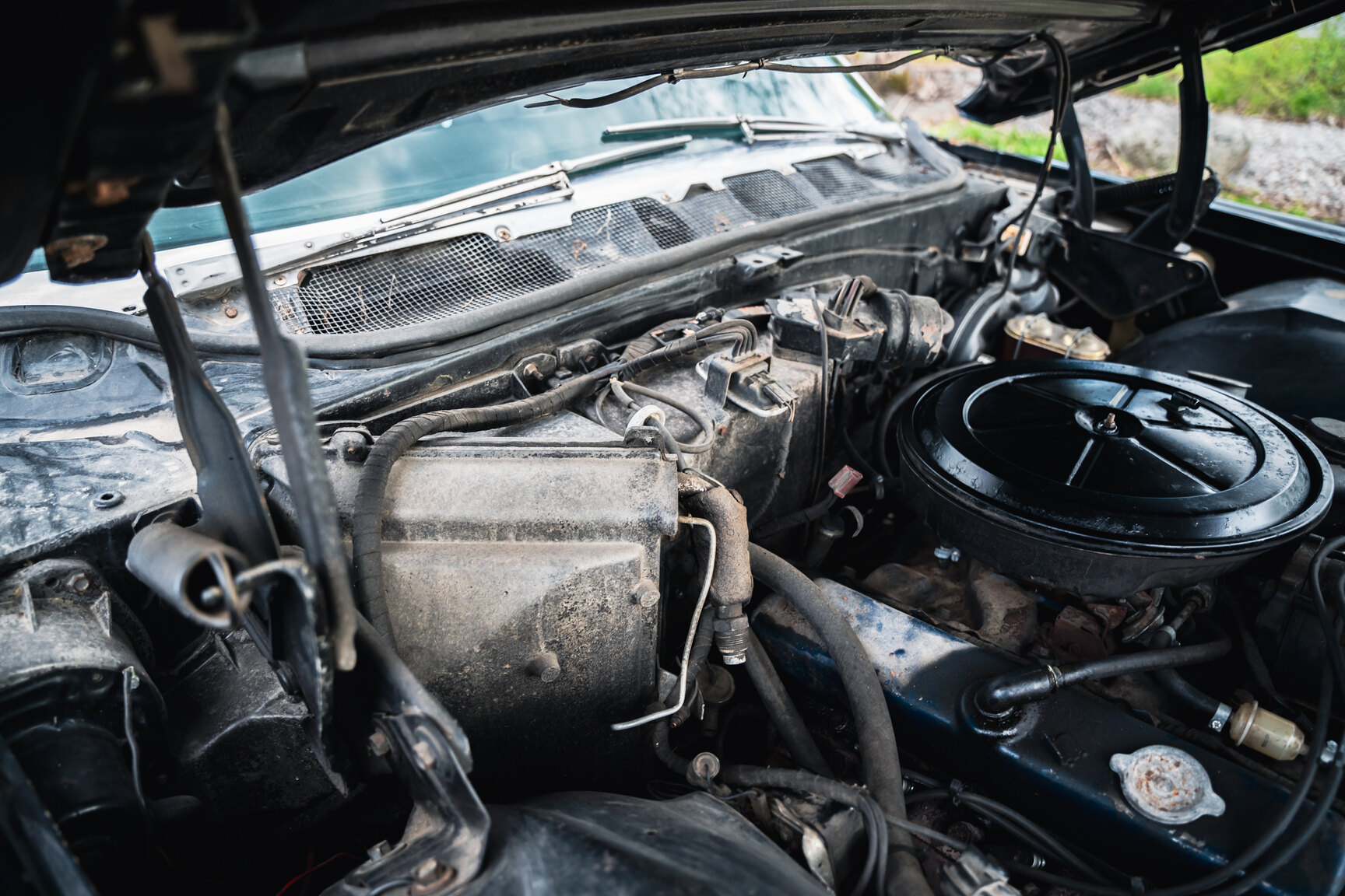 Image of 1968 Cadillac De Ville Convertible mechanics