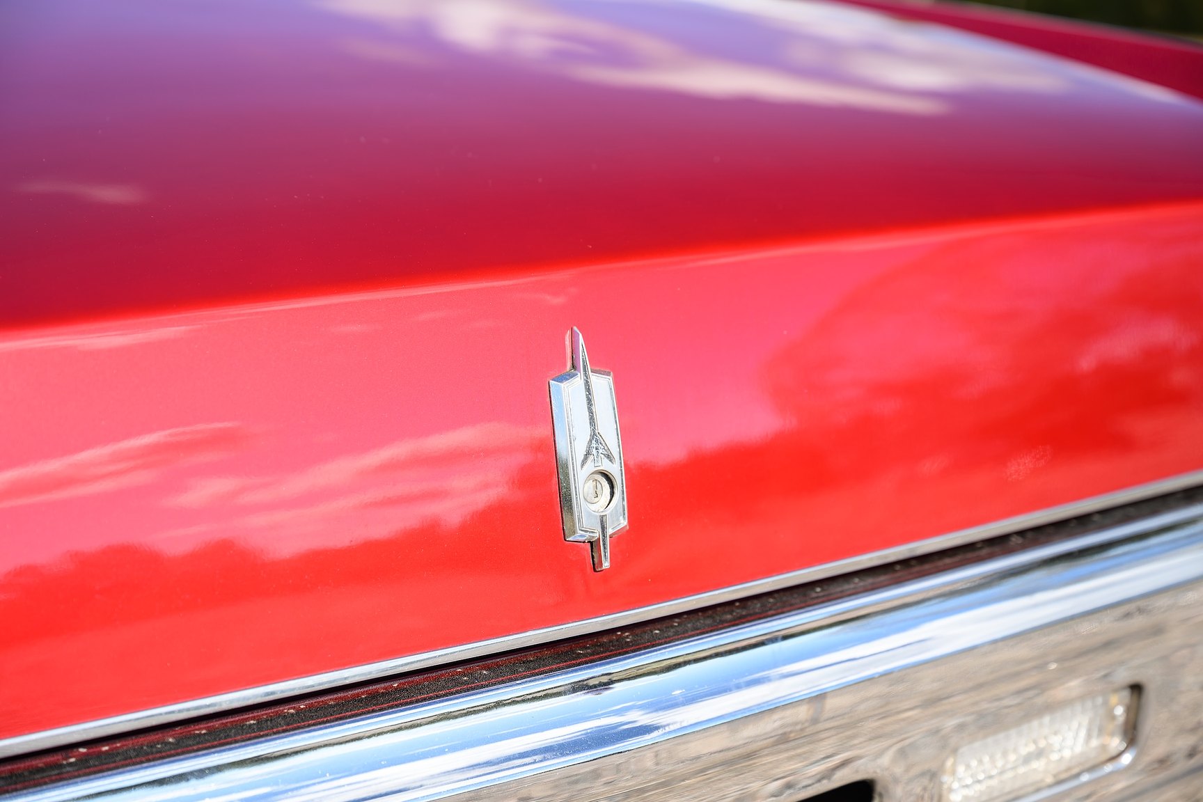 Exterior image of 1970 Oldsmobile Ninety-Eight Convertible 7.5 V8
