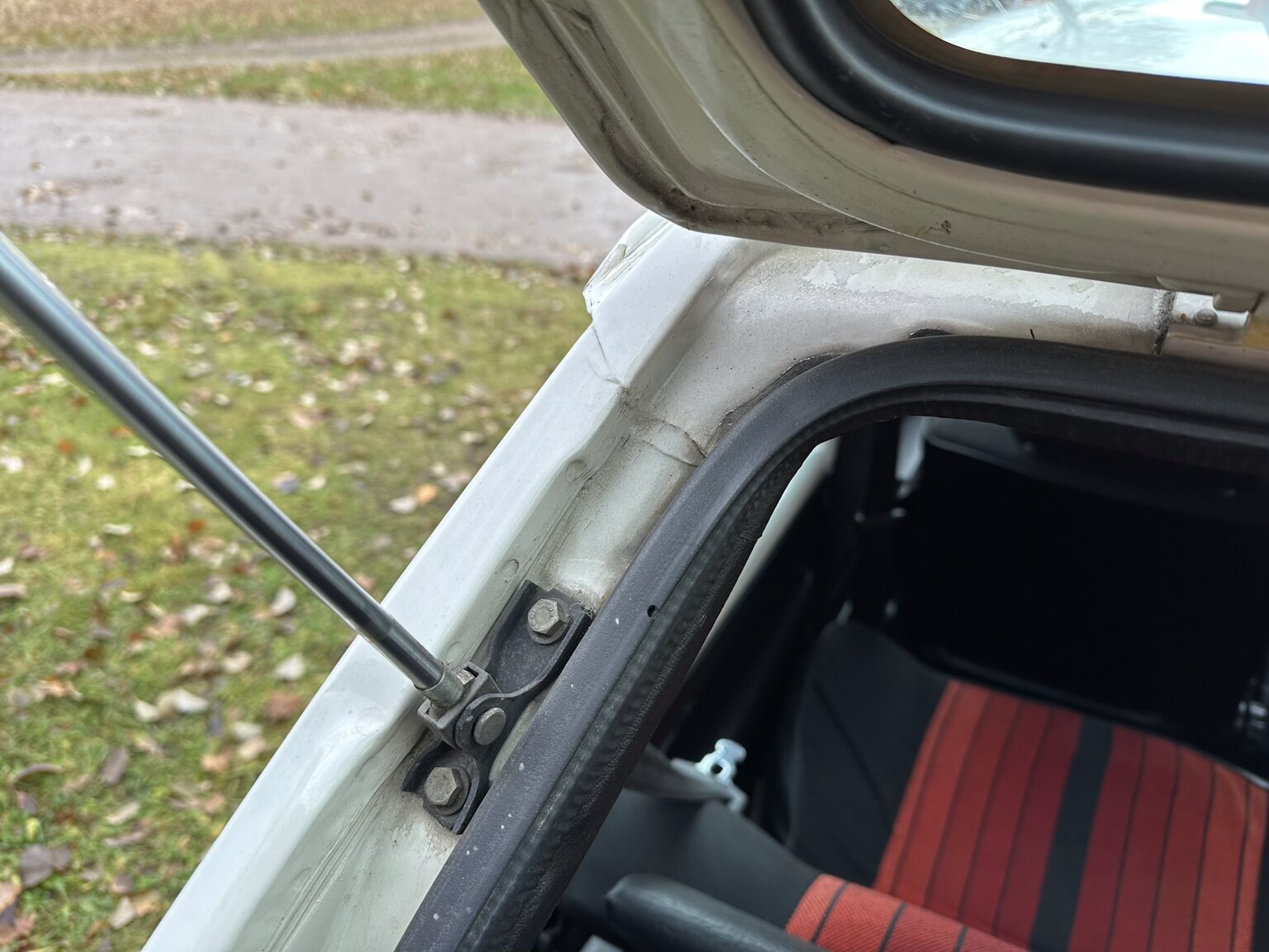 Innenraumfoto von 1984 Volkswagen Golf GTI Special