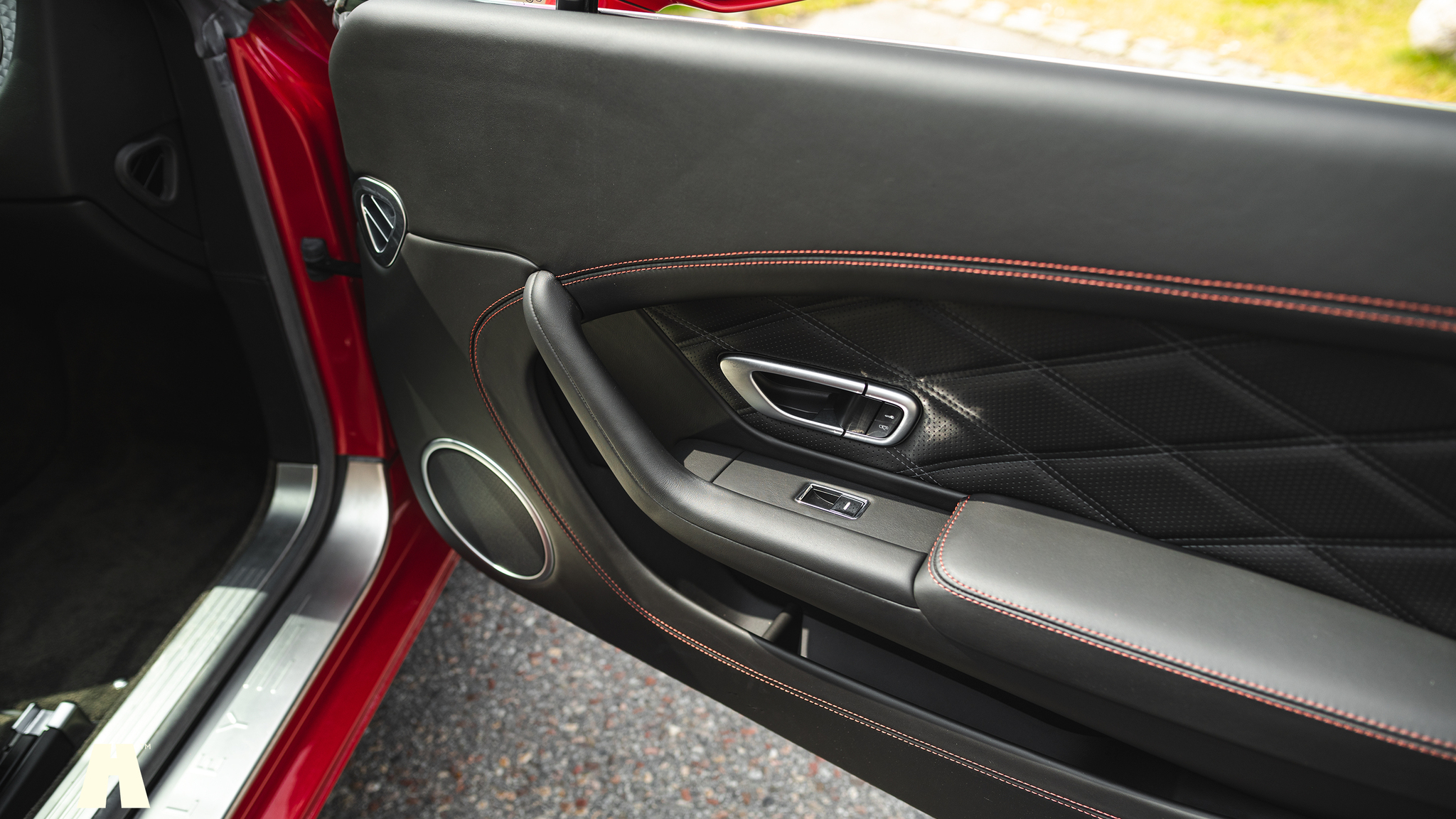 Innenraumfoto von 2013 Bentley Continental GT V8 (16)