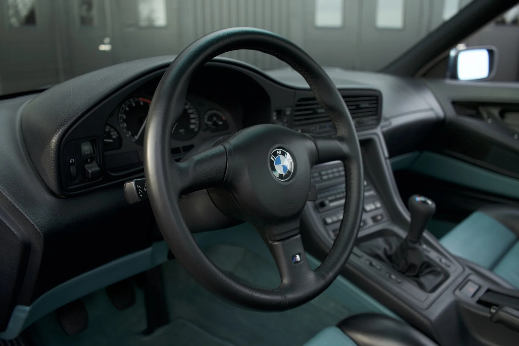Innenraumfoto von 1992 BMW 850i 6-speed manual - 1 of 49 (2)