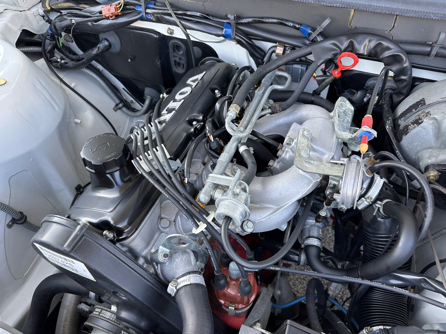 1991 Volvo 240 GLT, Mekanik