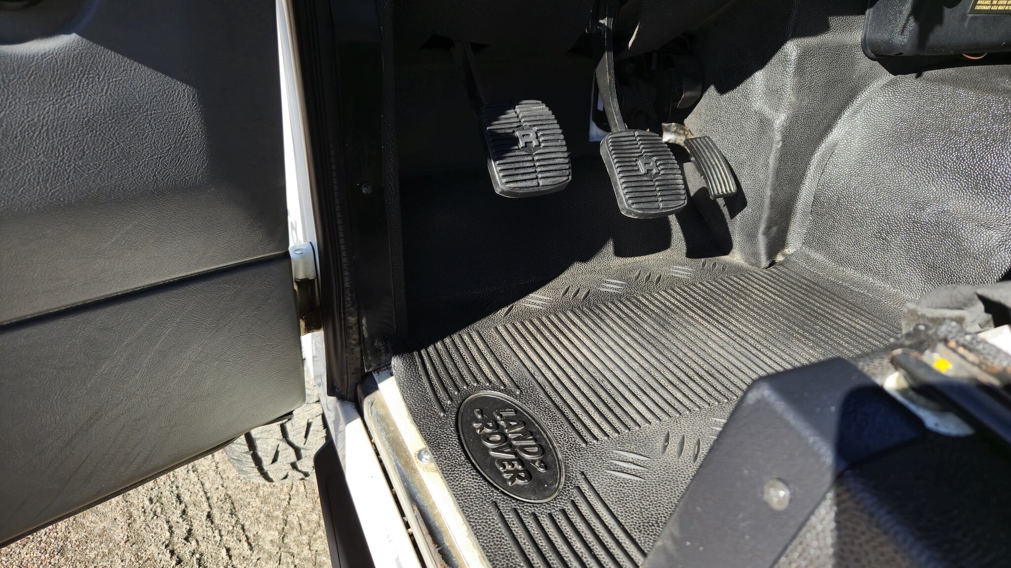 Interiörbild 1999 Land Rover Defender Single Cab Pickup