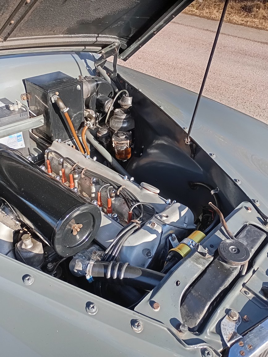 Image of 1954 Jaguar Mark VII mechanics