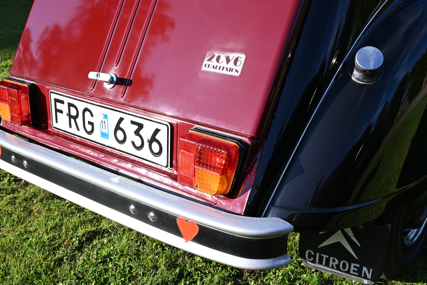 Exterior image of 1981 Citroën 2CV Charleston