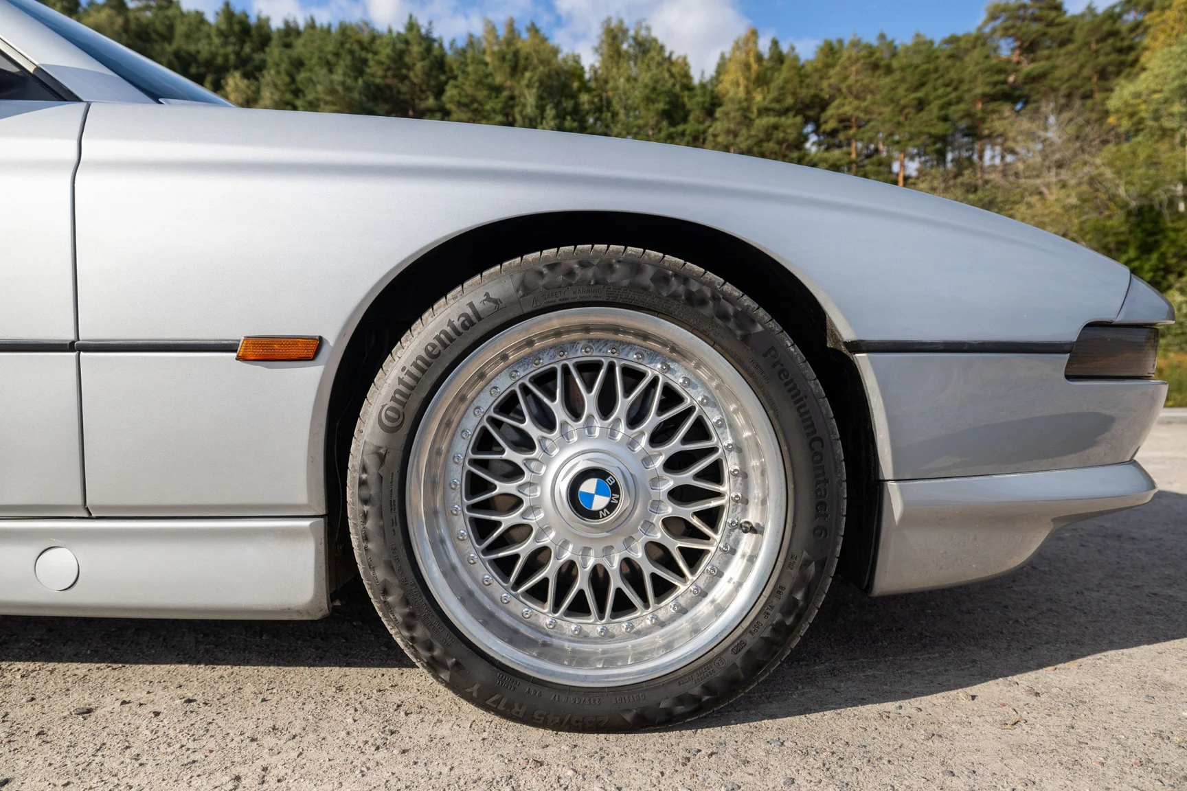 Aussenfoto 1991 BMW 850i (21)
