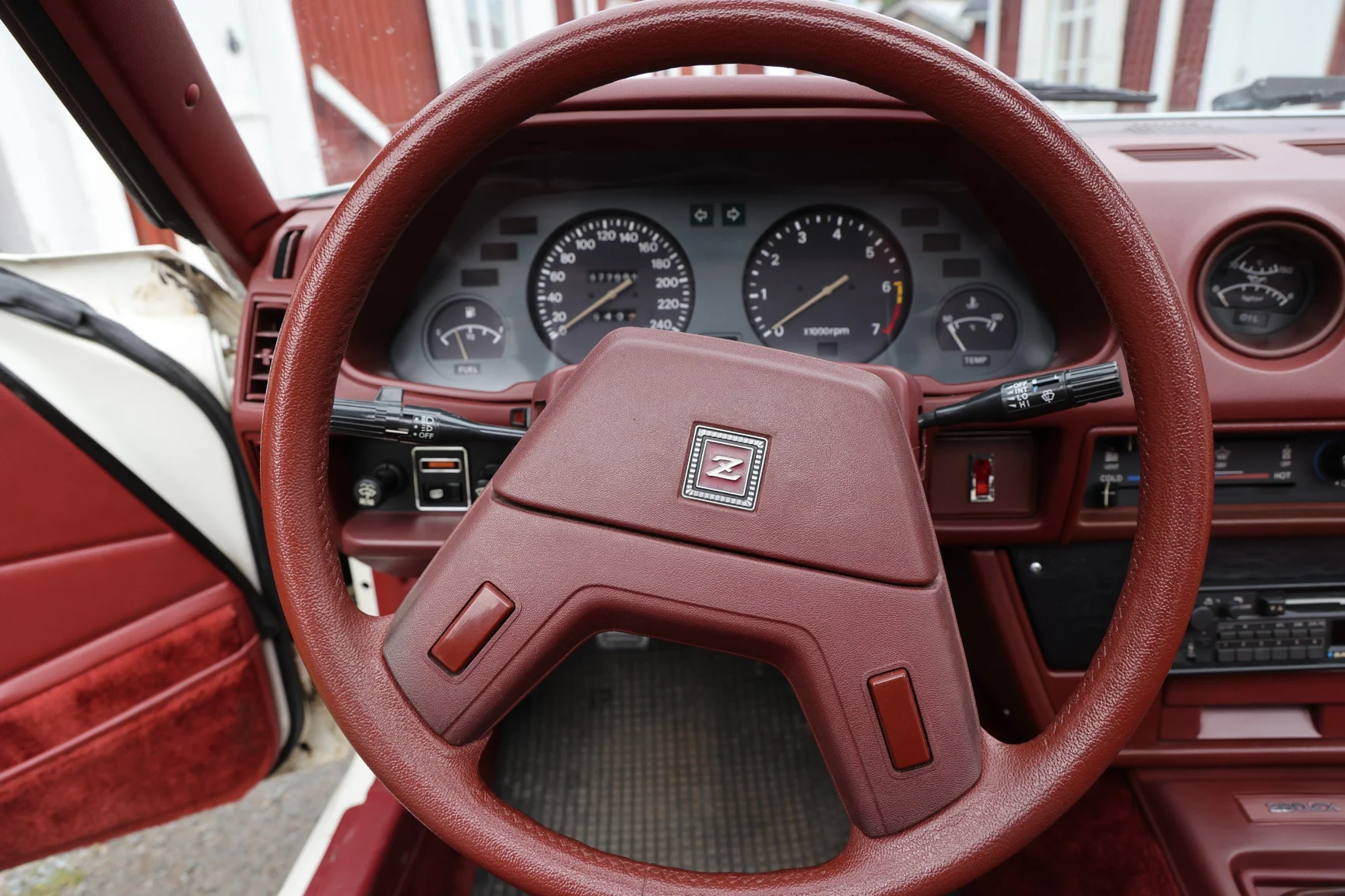 Interior image of 1983 Datsun 280ZX (49)