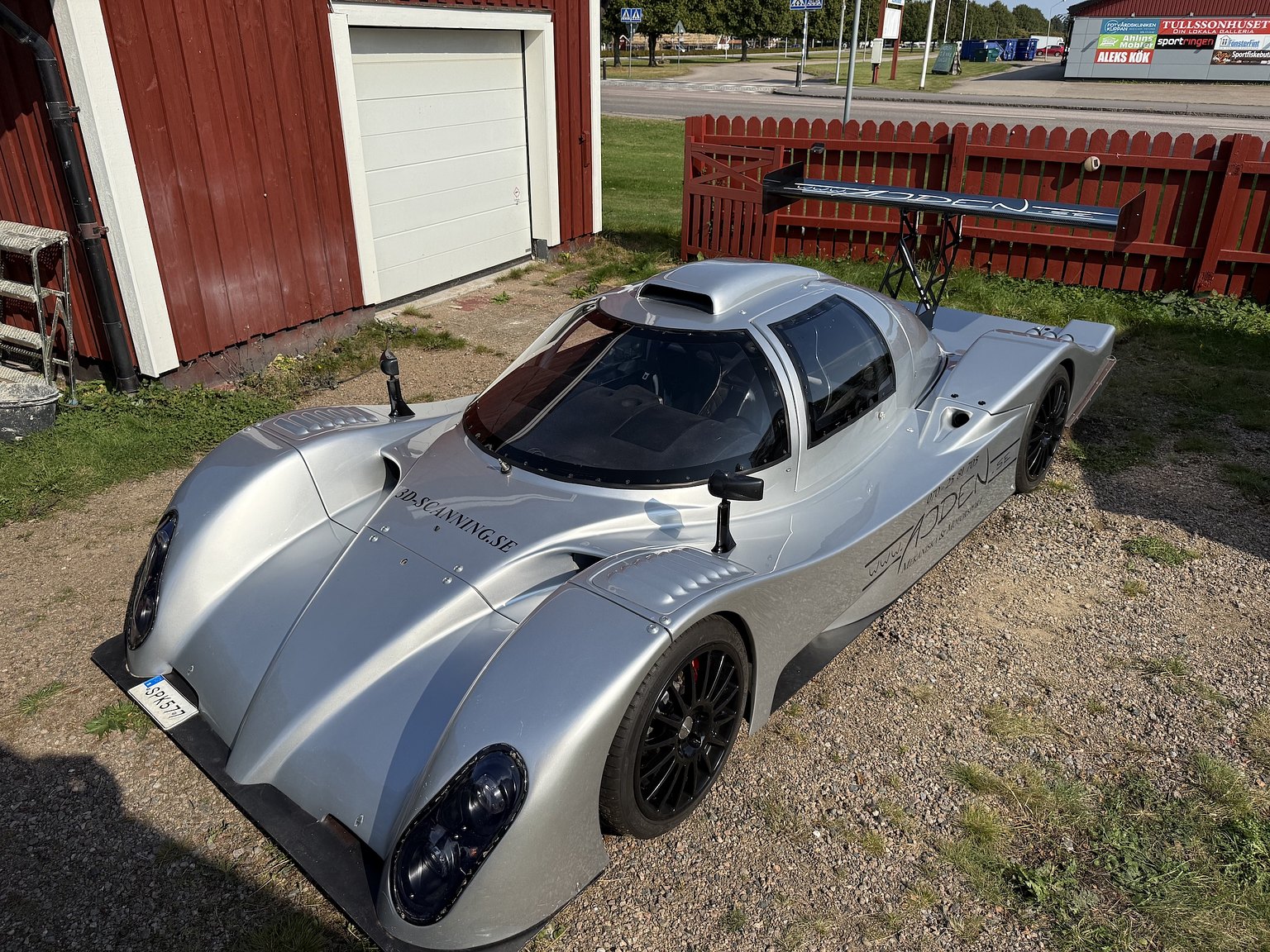 Exteriörbild på 2016 Bentley EXP Speed 8 (Replica)