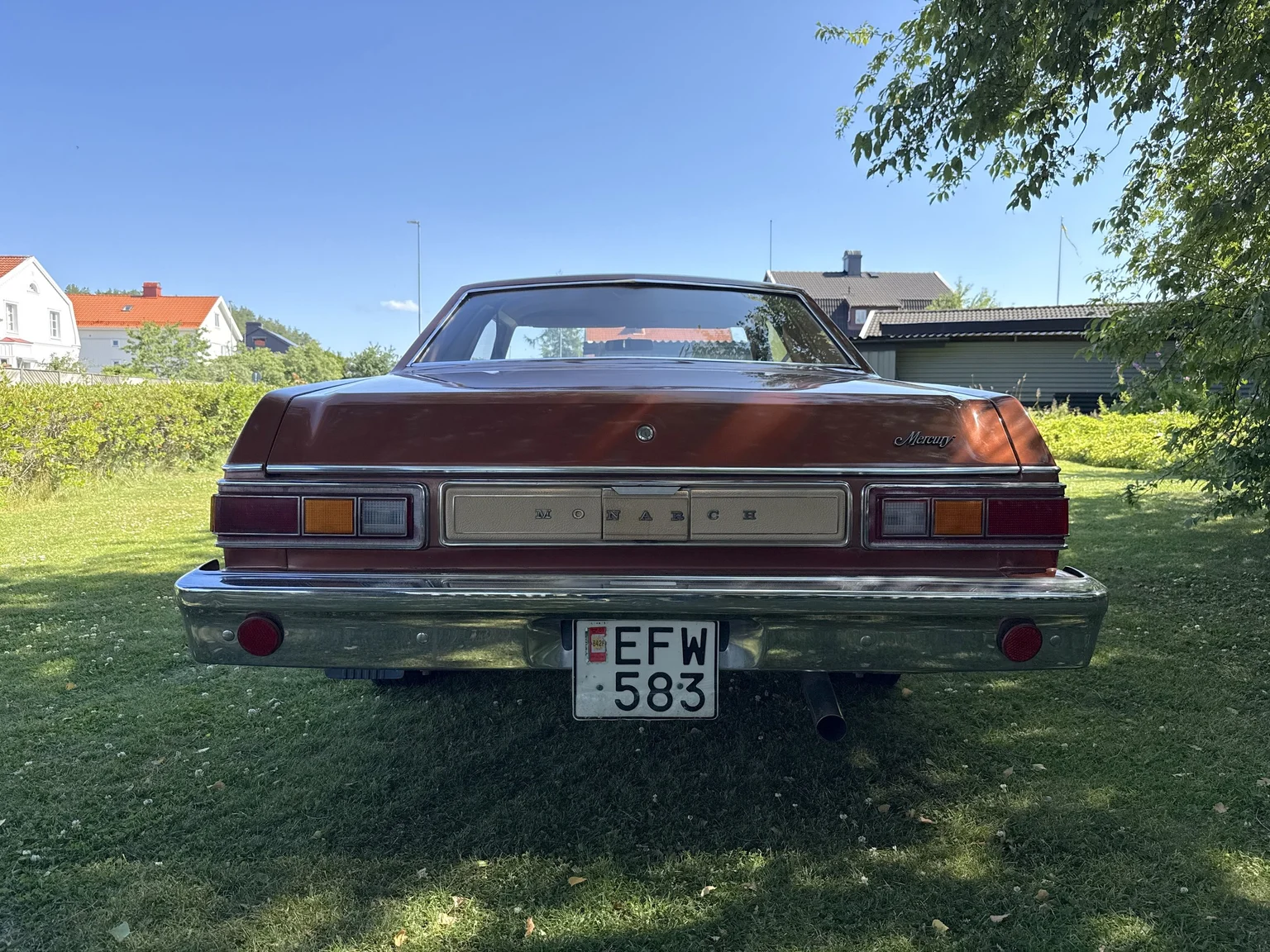 Exterior image of 1975 Mercury Monarch Coupe (6)