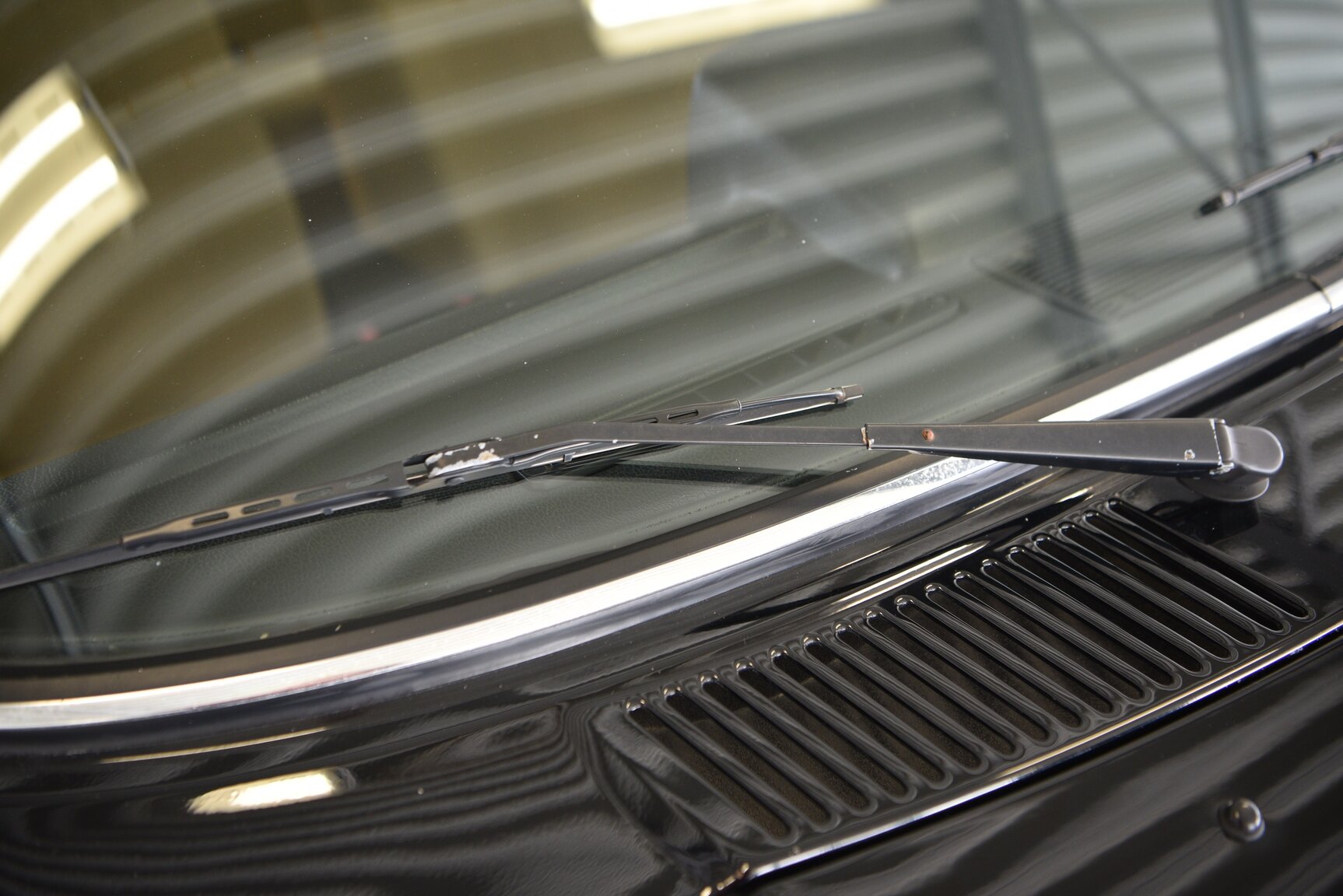 Exterior image of 1986 Volvo 240 DL (33)