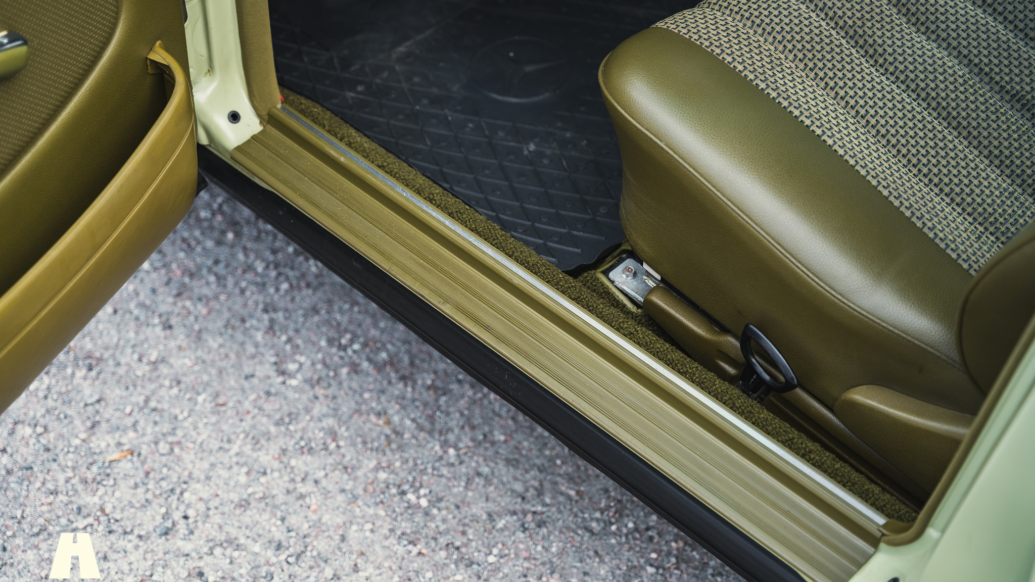 Interiörbild 1979 Mercedes Benz 230