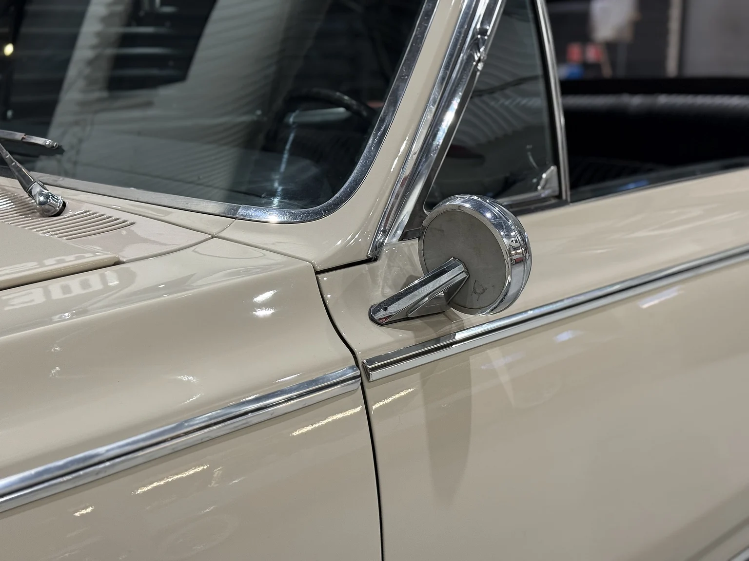 Exterior image of 1964 Oldsmobile Cutlass Convertible (37)