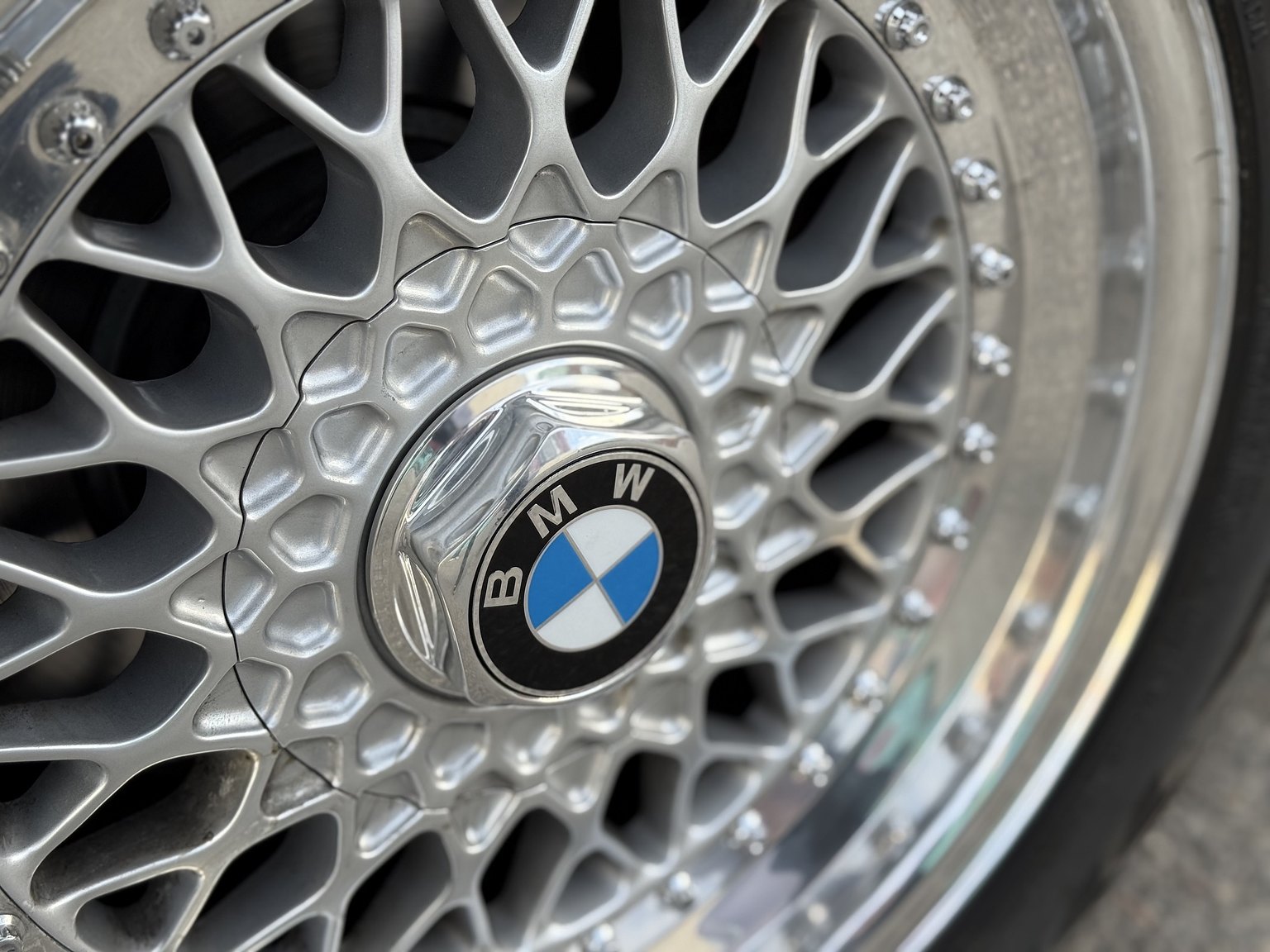 Exteriörbild på 1984 BMW 635CSi