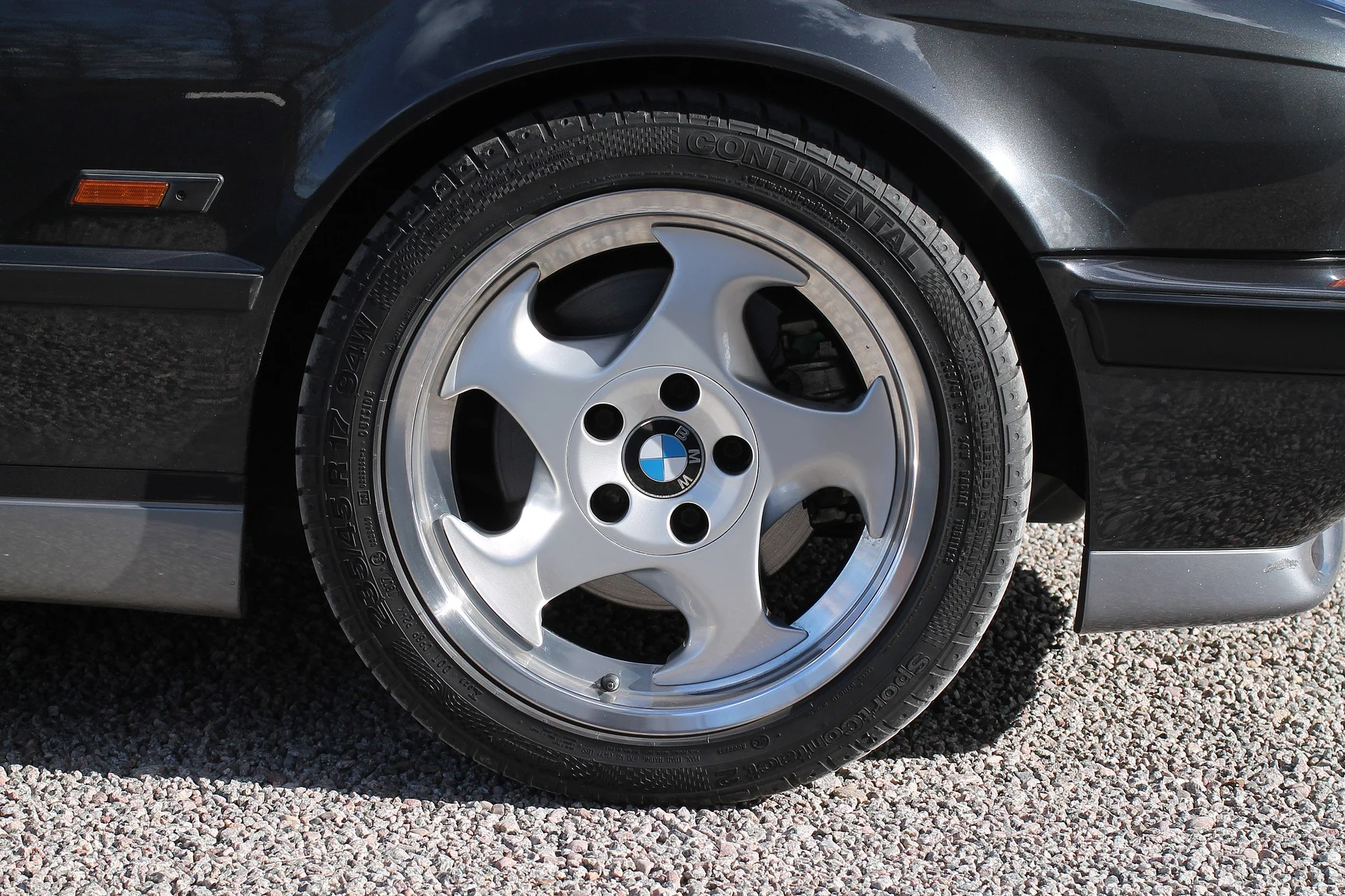 Aussenfoto 1993 BMW E34 M5 Touring  (95)