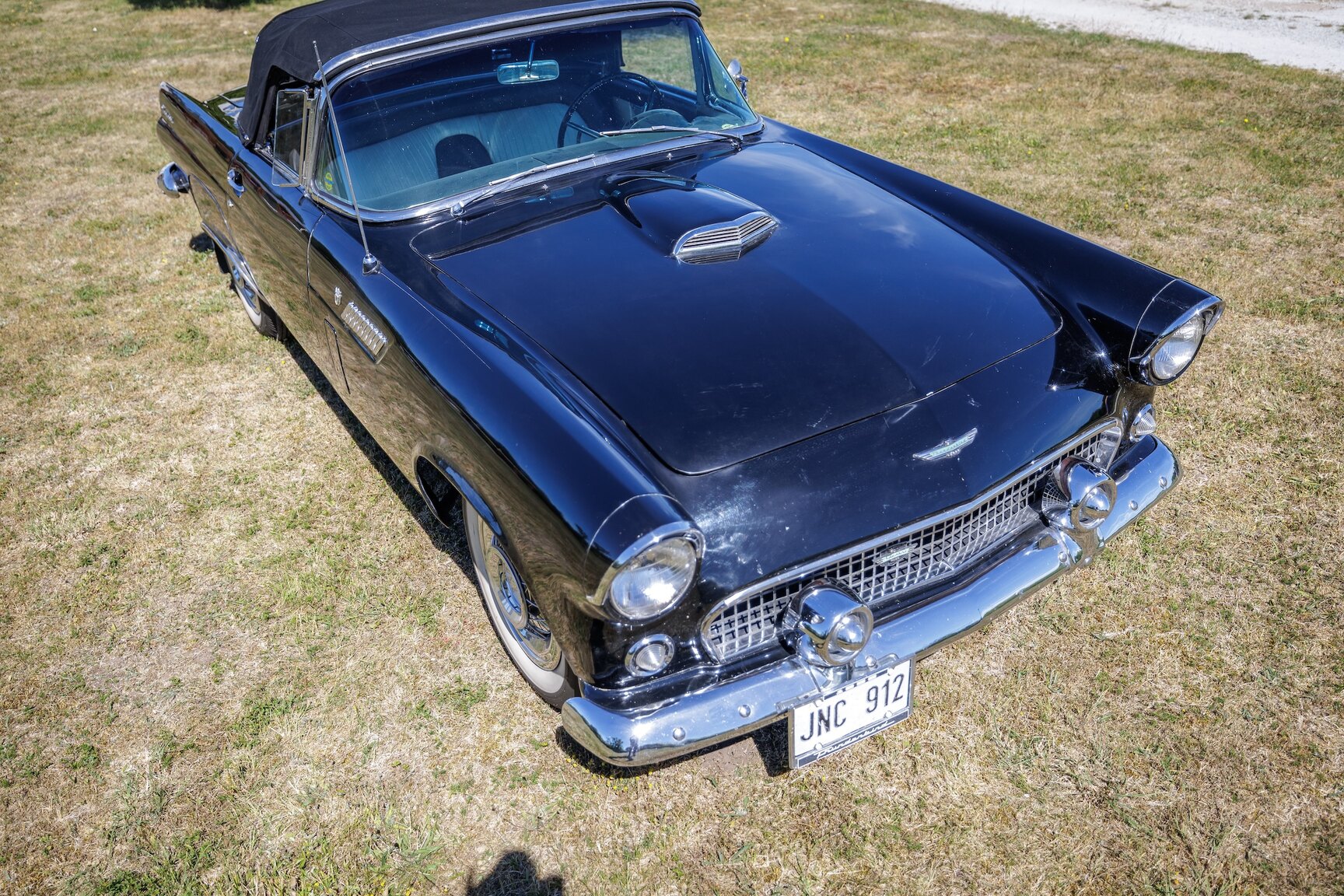 Aussenfoto 1956 Ford Thunderbird