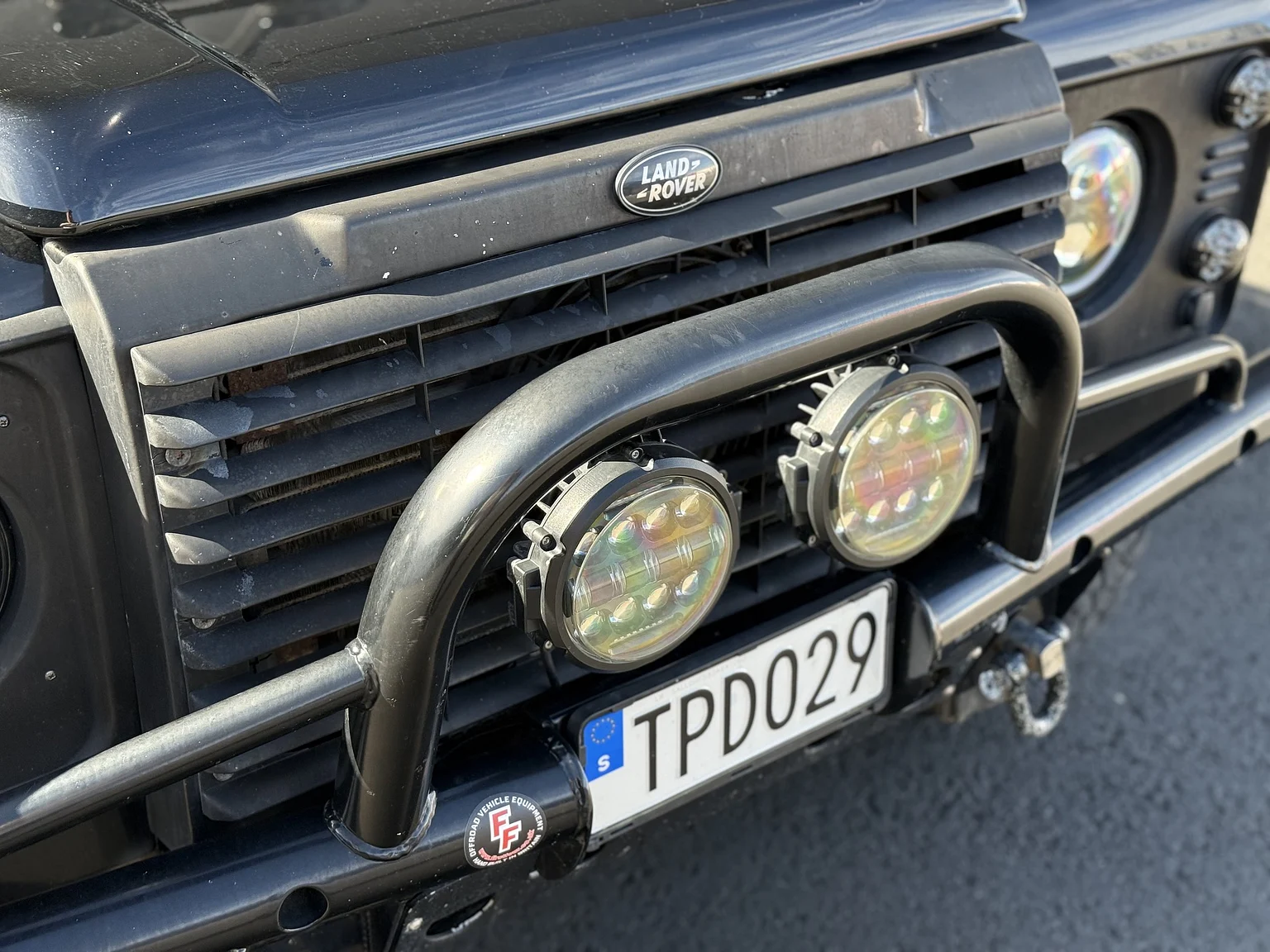 Exterior image of 2000 Land Rover Defender 110 Tomb Raider (21)