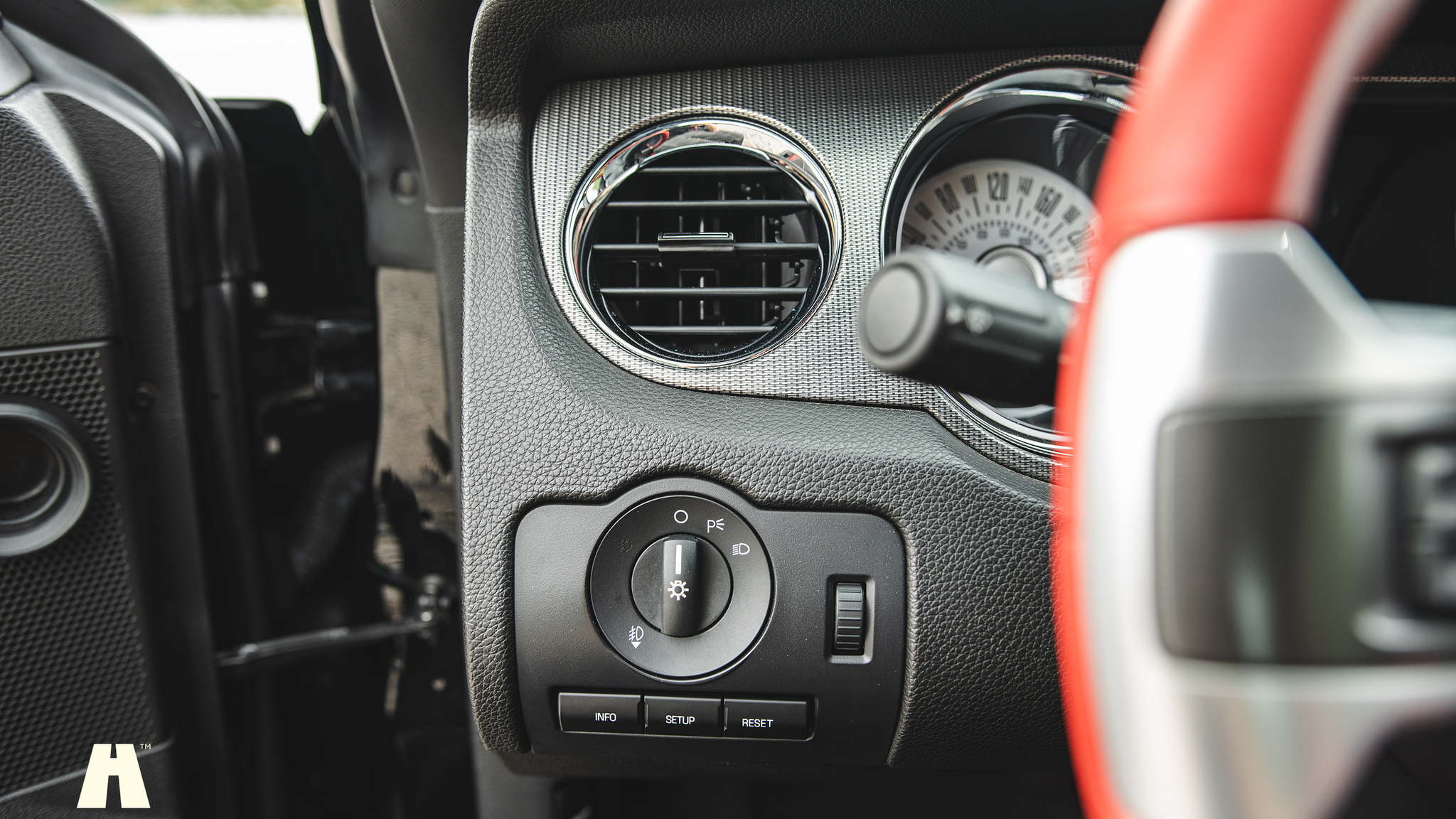 Interior image of 2010 Ford Mustang GT 