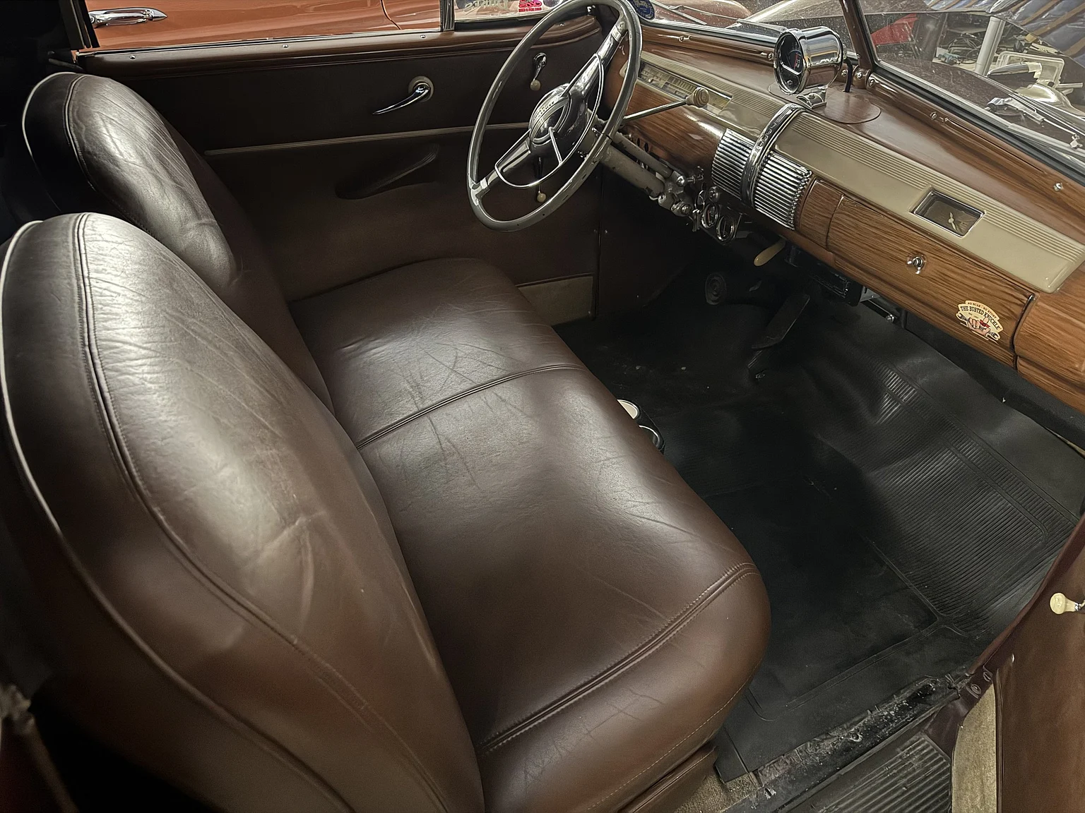 Interiörbild 1941 Ford Super De Luxe Cabriolet (2)