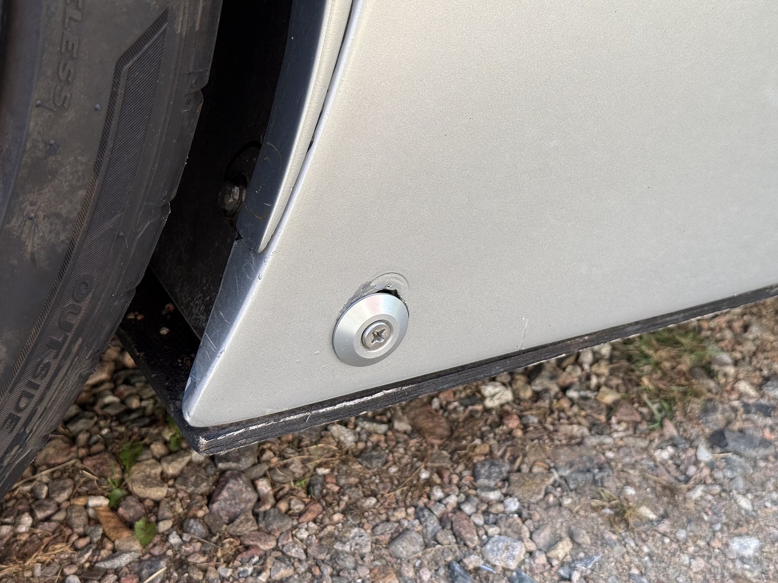 Exteriörbild på 2016 Bentley EXP Speed 8 (Replica)