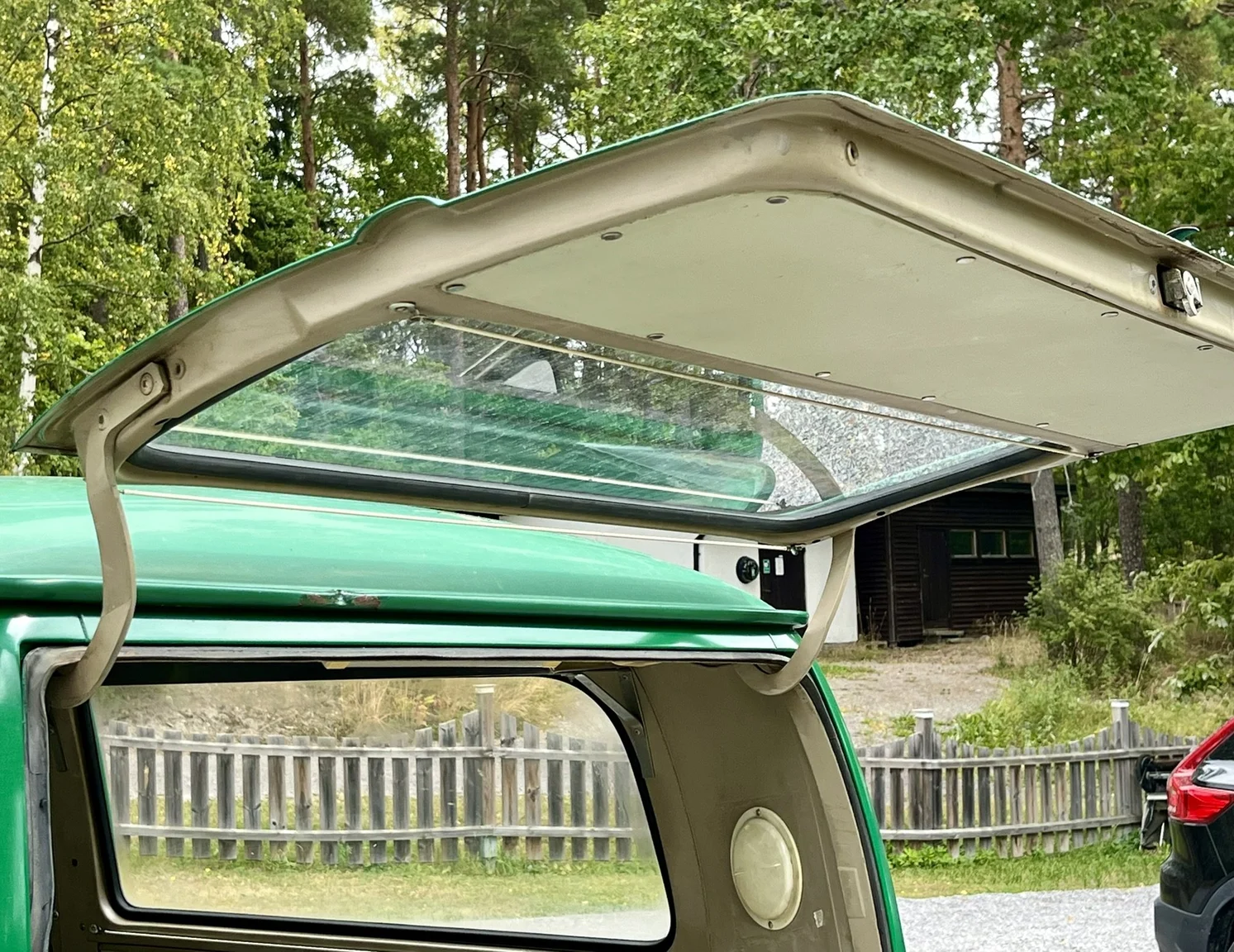 Aussenfoto 1974 Volkswagen Transporter T2 (34)
