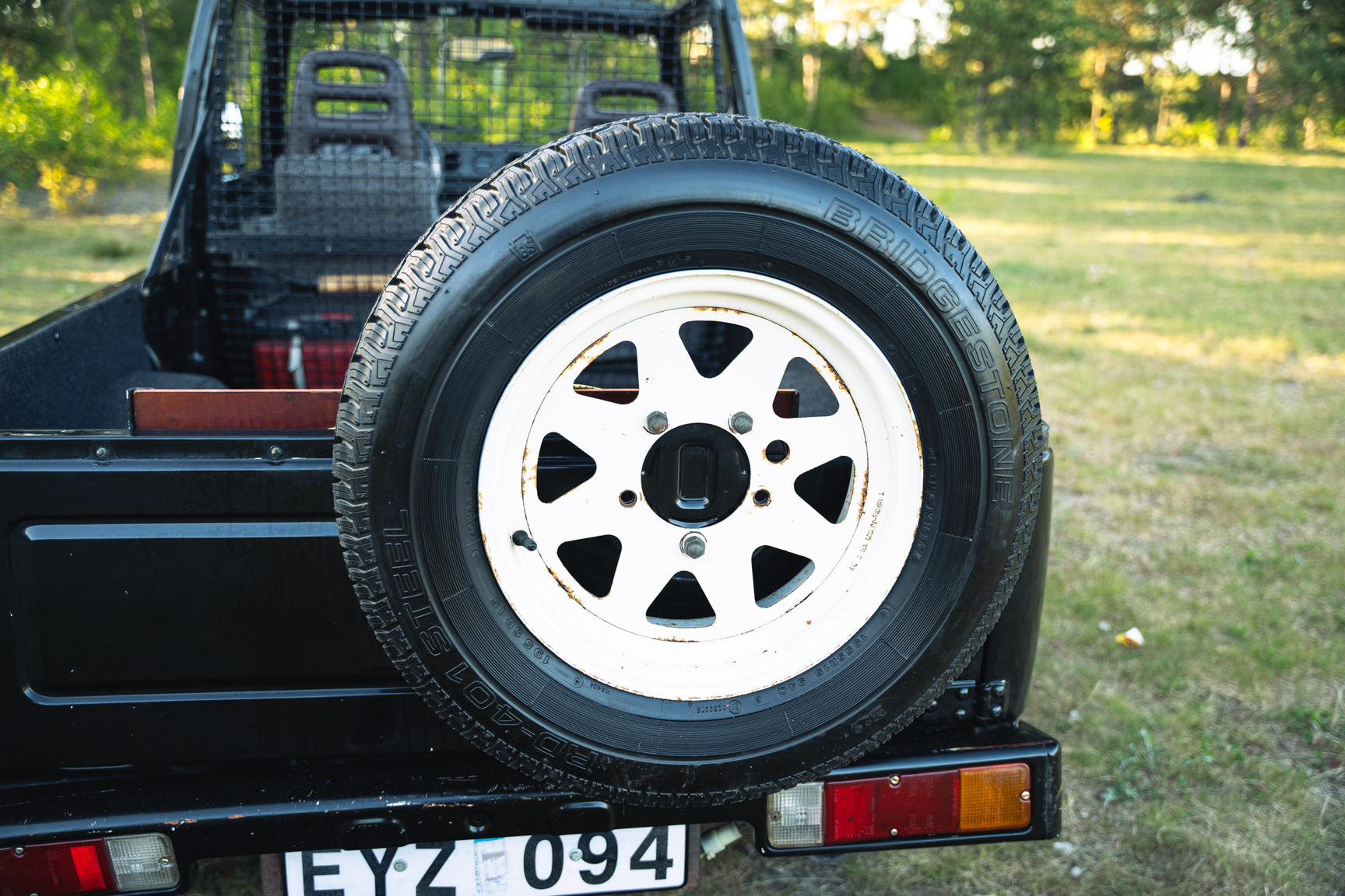 Exterior image of 1987 Suzuki SJ413 long