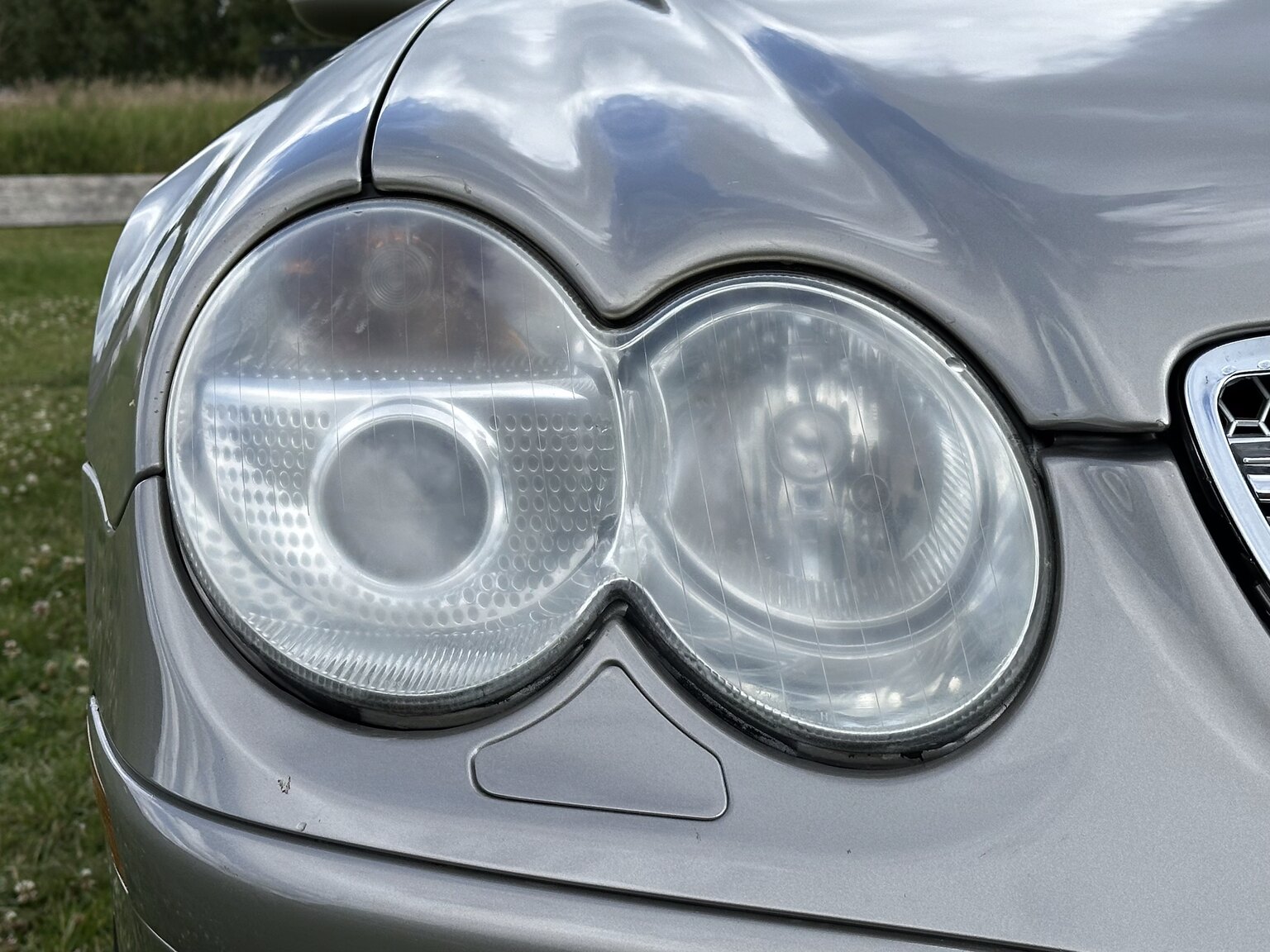Exteriörbild på 2003 Mercedes Benz SL 500