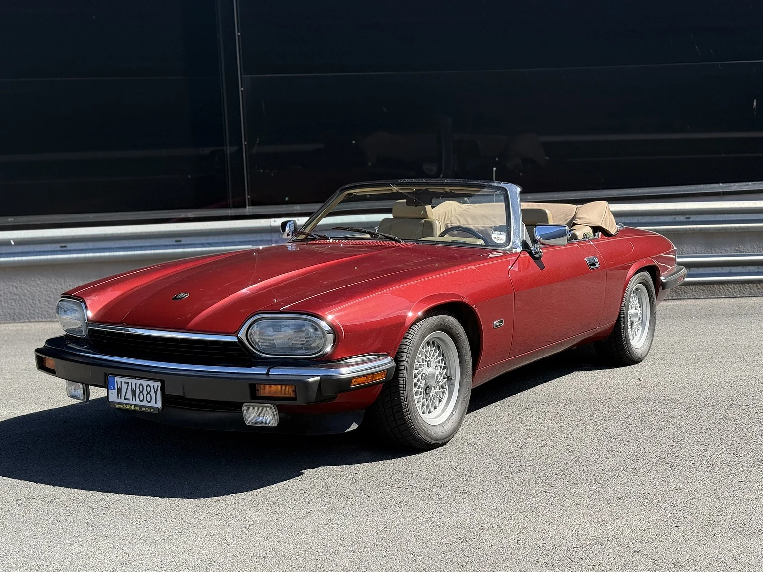 Exteriörbild på 1993 Jaguar XjS Cabriolet (42)