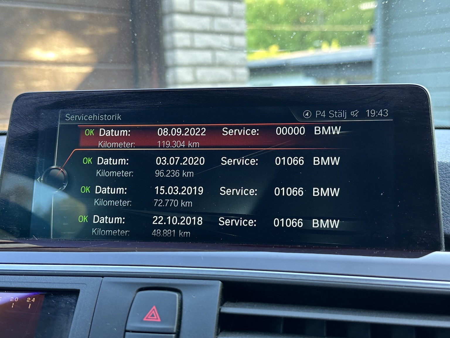 Interior image of 2017 Alpina D3 Bi-Turbo Allrad