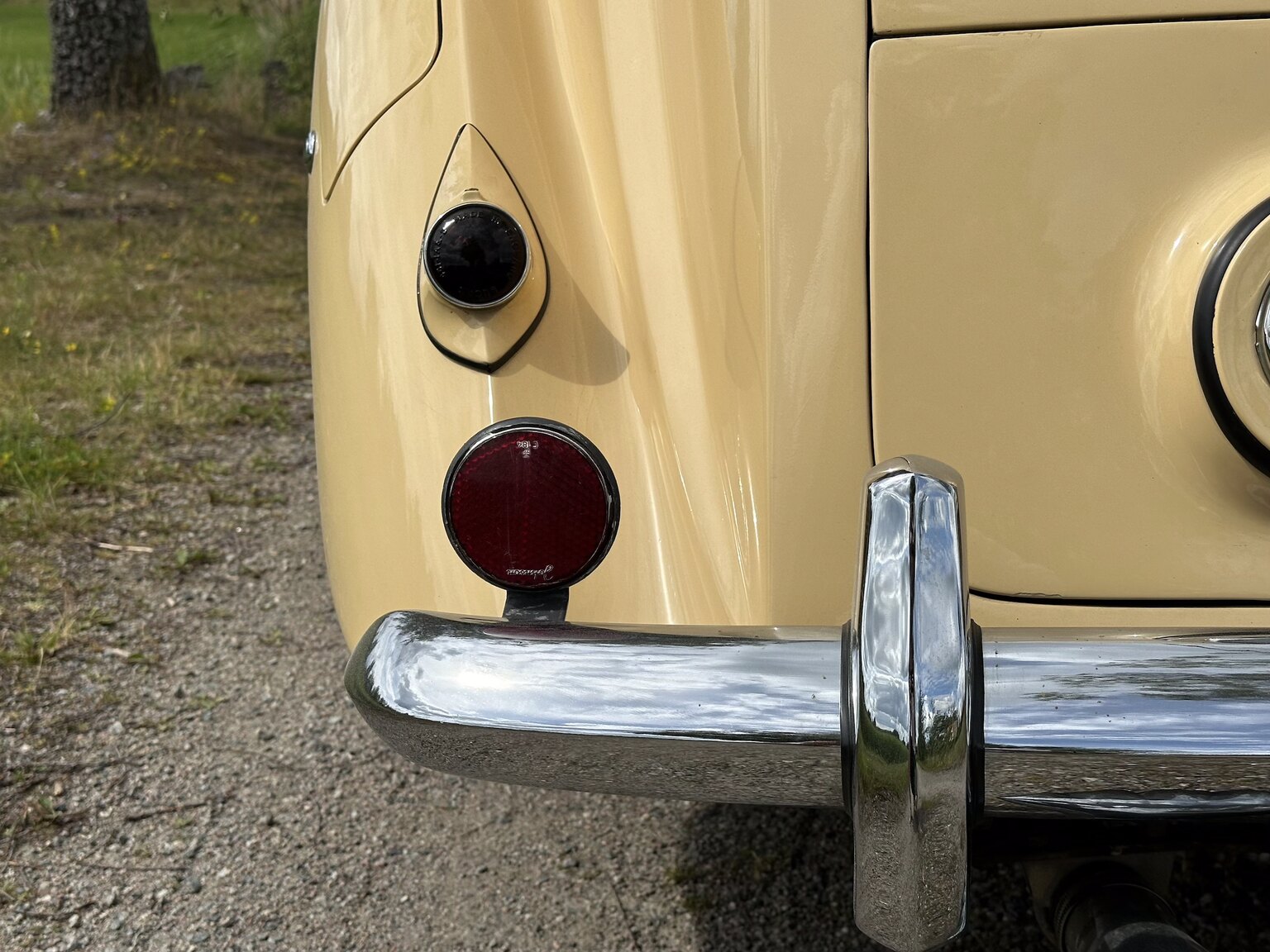Exteriörbild på 1947 Bentley Mark IV Sport Saloon