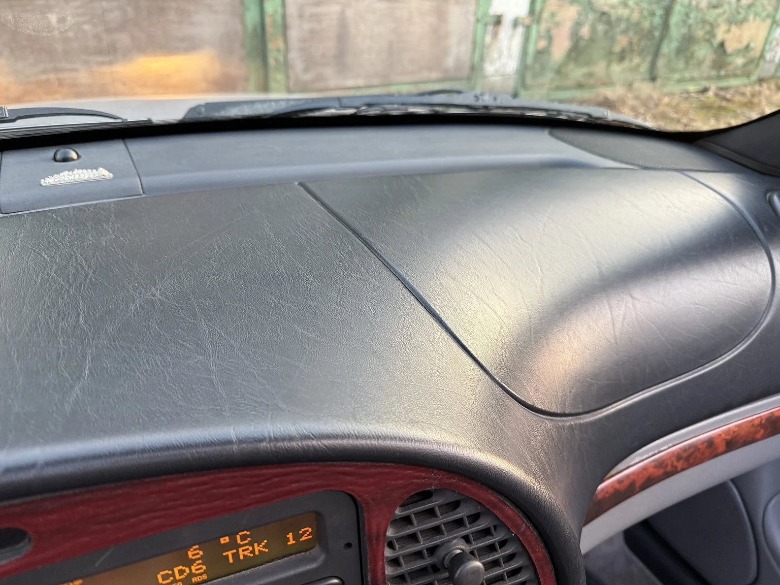 Innenraumfoto von 1996 SAAB 900 Turbo Convertible (39)