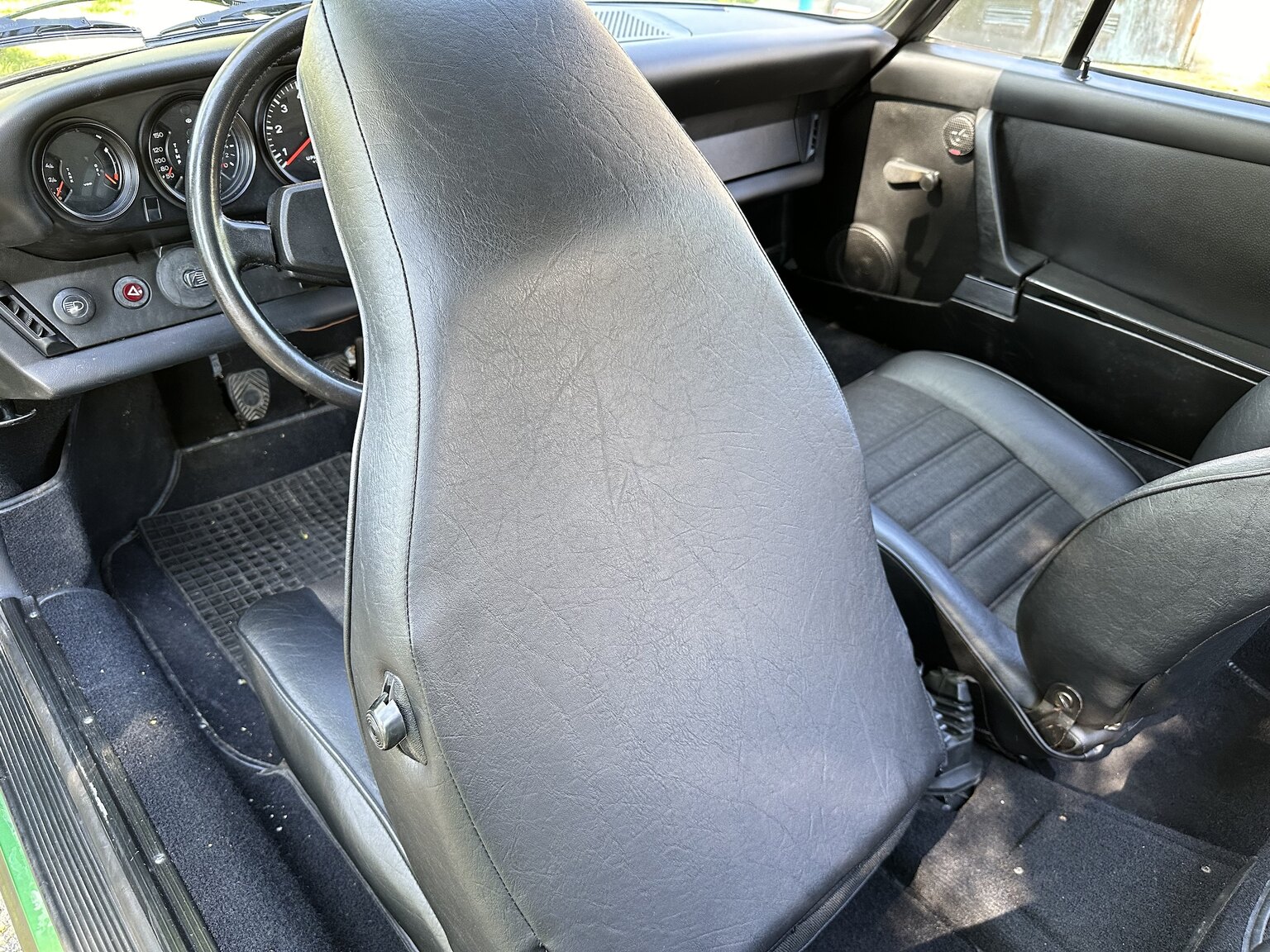 Innenraumfoto von 1975 Porsche 911