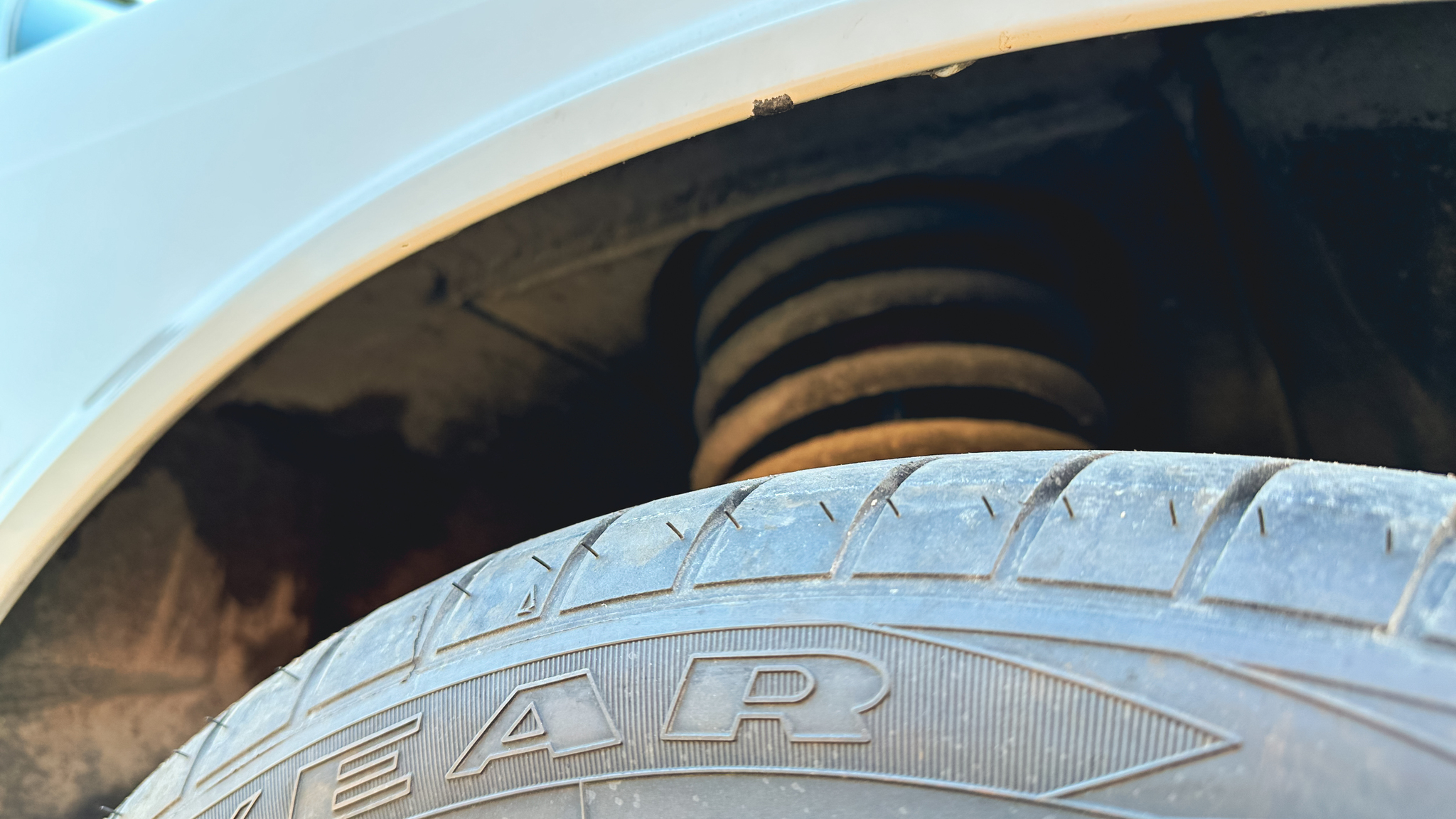 Exteriörbild på 1984 BMW 745i Executive Automat